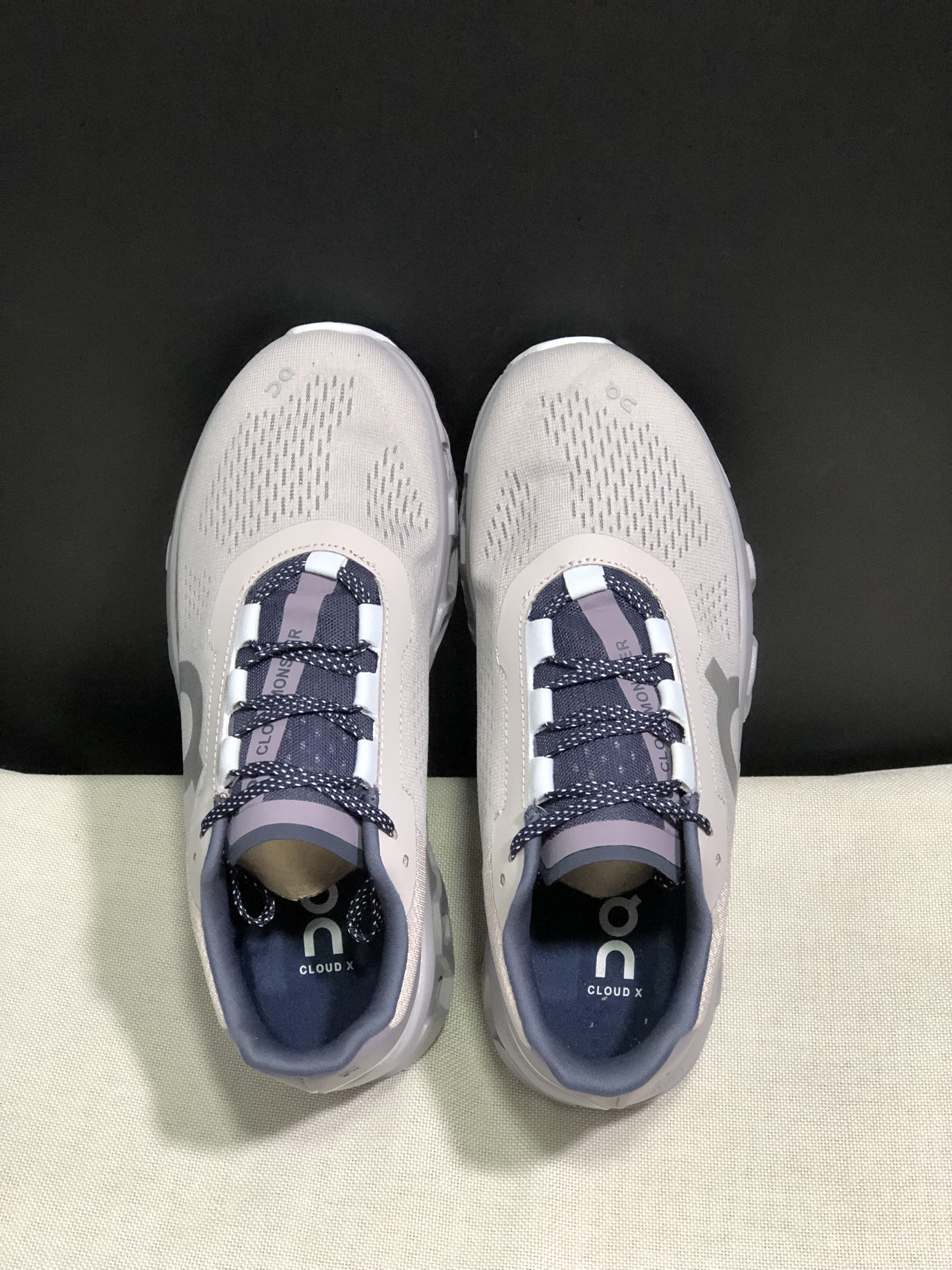 On Running Cloudmonster Grey Anti-Slip Running Shoes