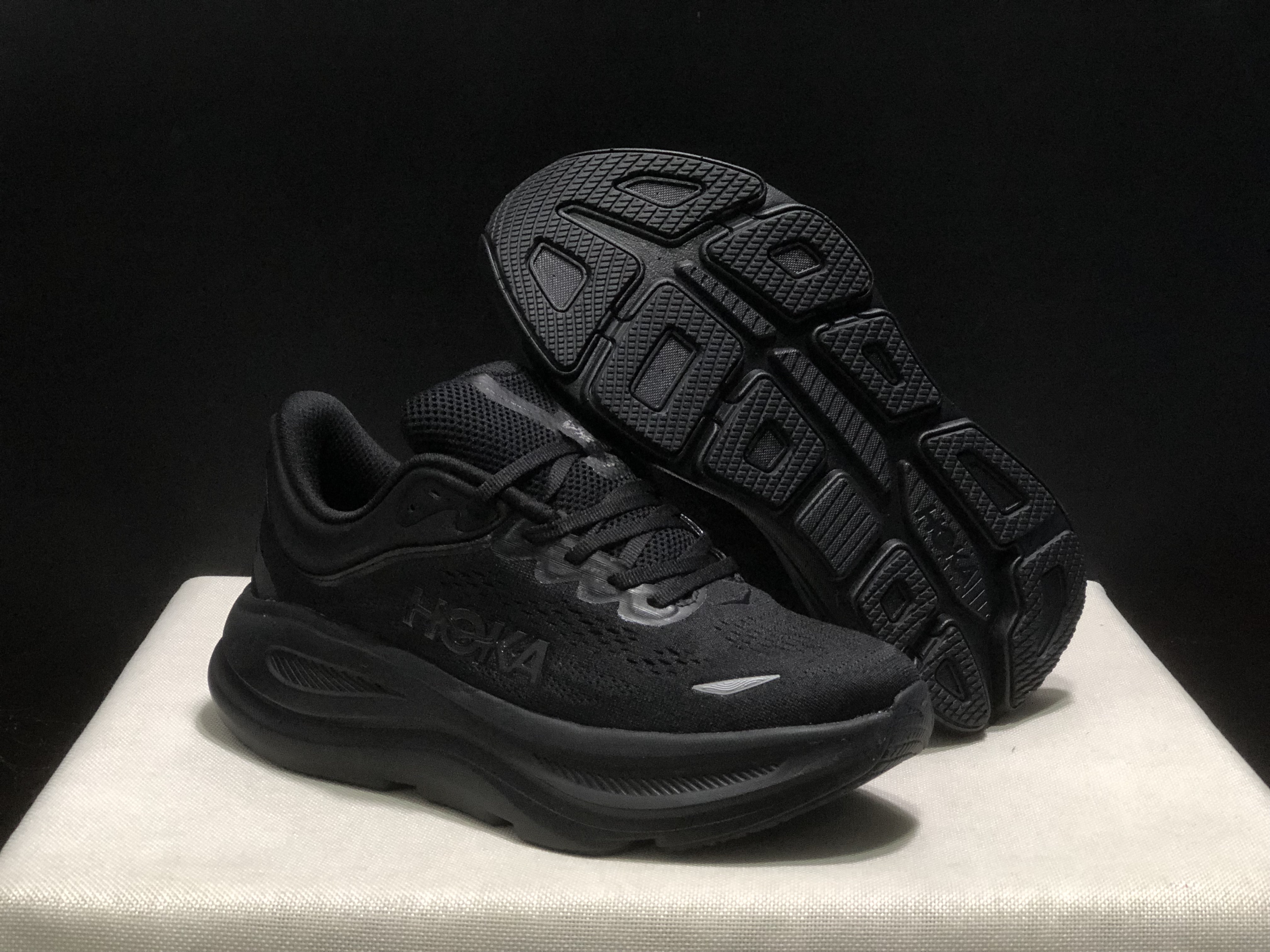 Hoka One One Bondi 9 Comfortable Low-top Running Shoes Sneakers Black