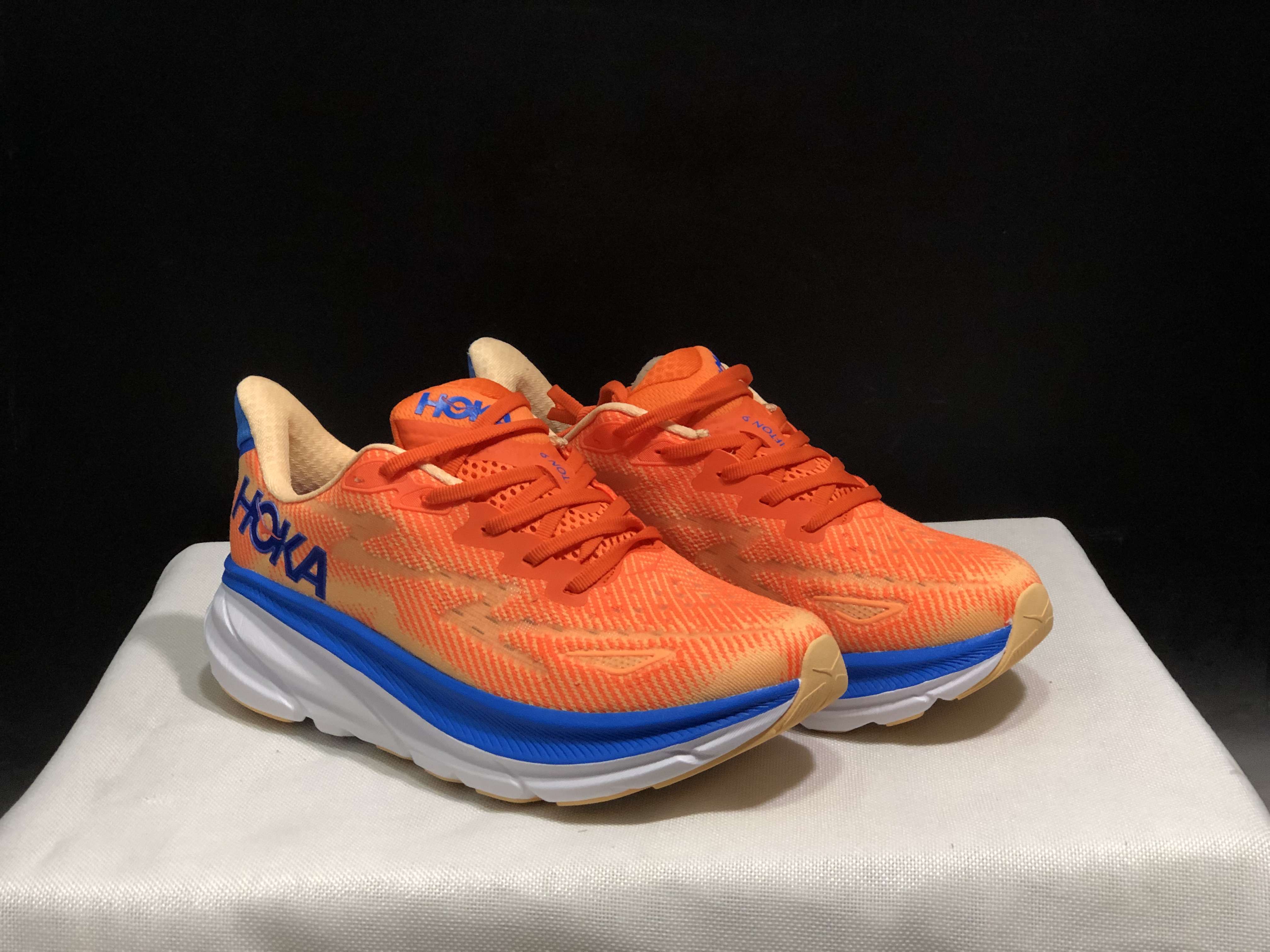 Hoka One One Clifton 9 Running Shoes Athletic Shoes Sneakers Orange