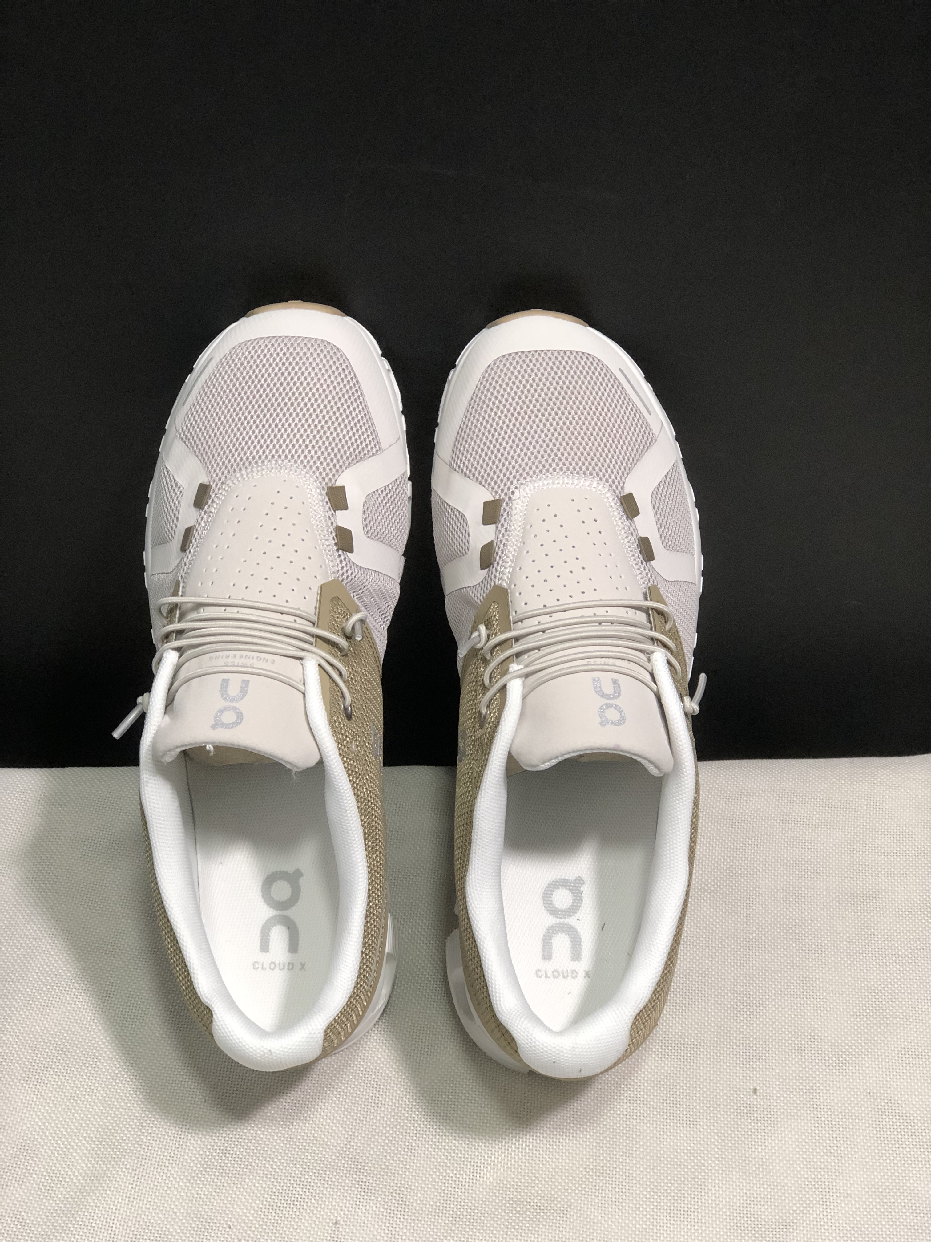 On Running Cloud 5 Lightweight Running Shoes Yellow Tan