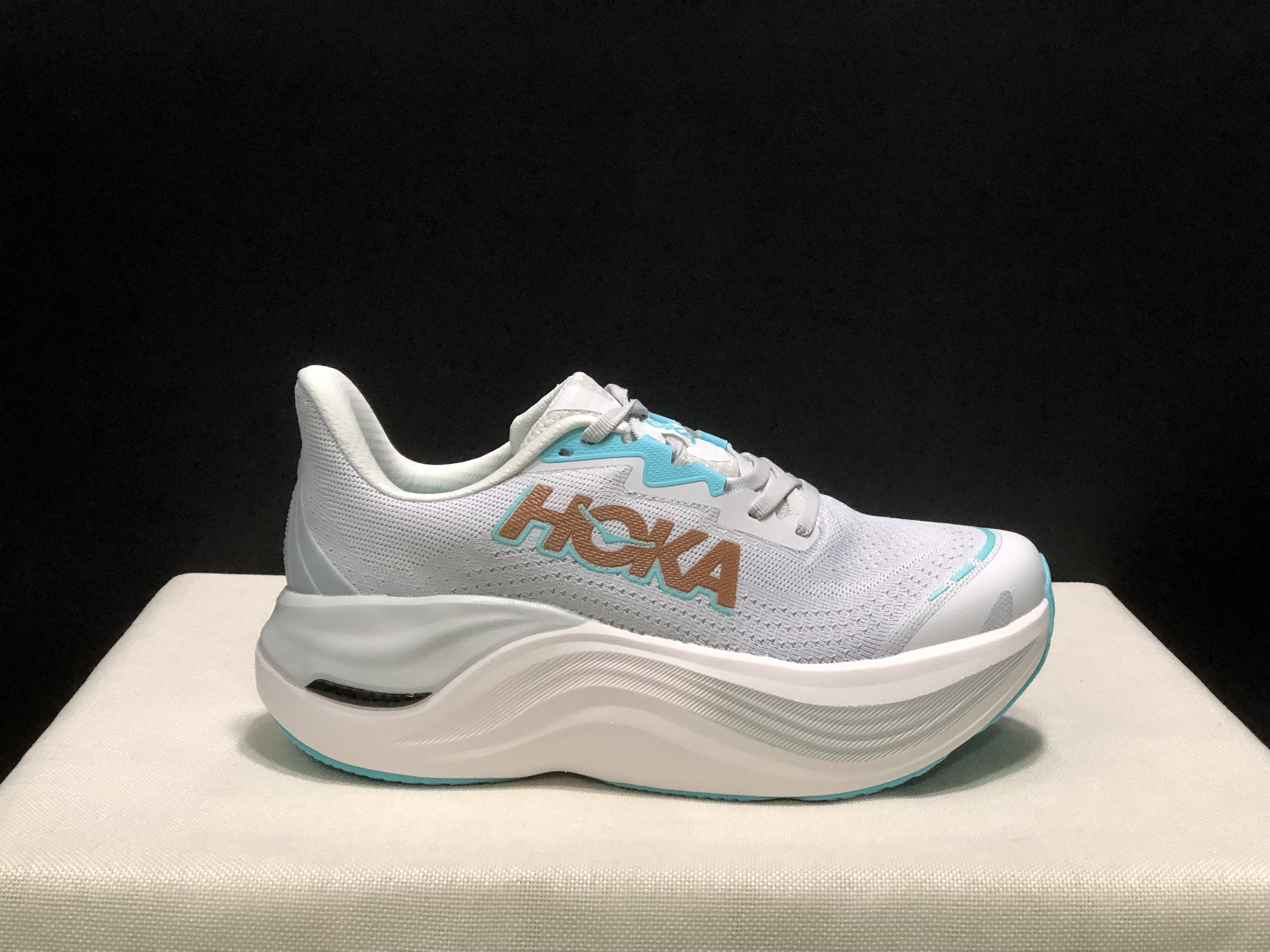 Hoka One One Skyward X Anti-slip Wear-resistant Running Shoes Sneakers Silver