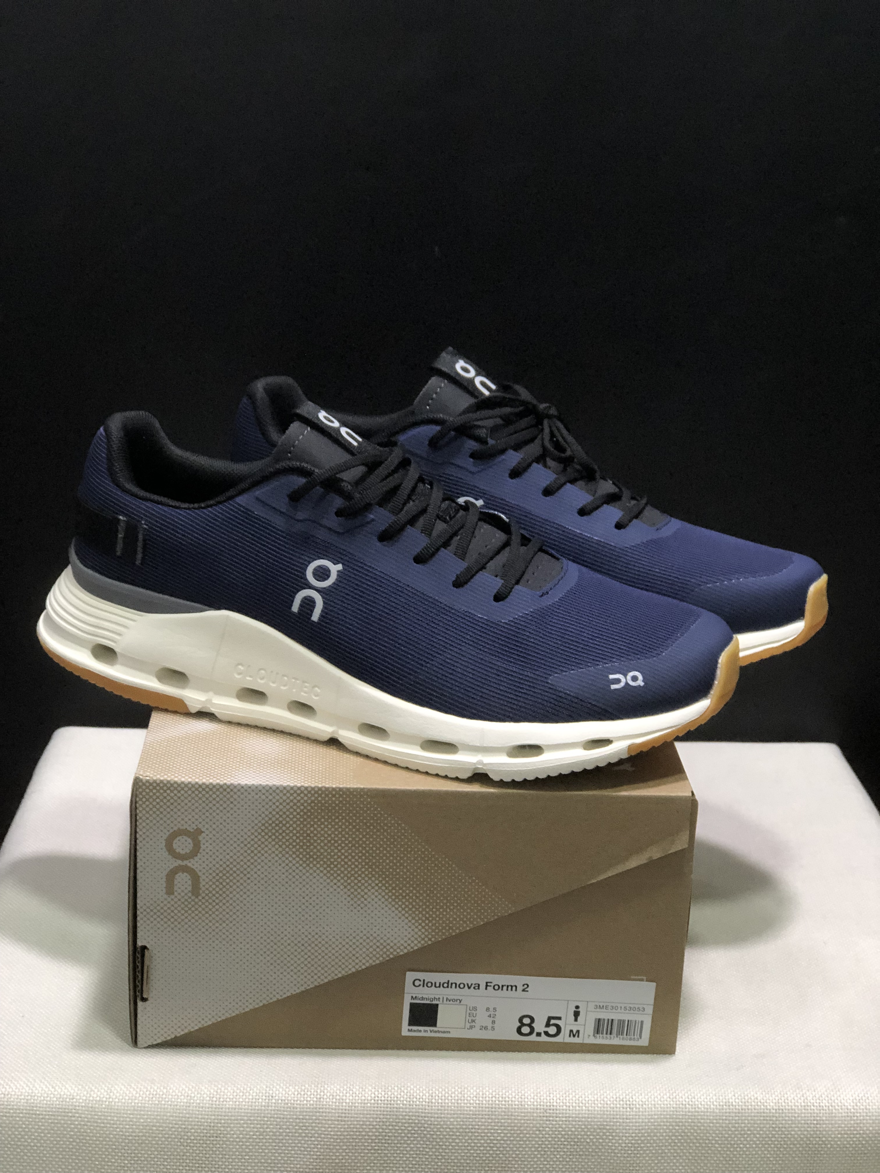 On Running Cloudnova Form 2 Fashionable Casual Running Shoes Mignight/Ivory