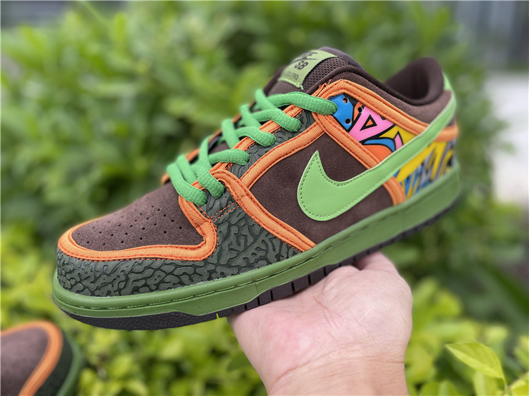 Nike SB Dunk Low De La Soul 2015 Baroque Brown Sneakers