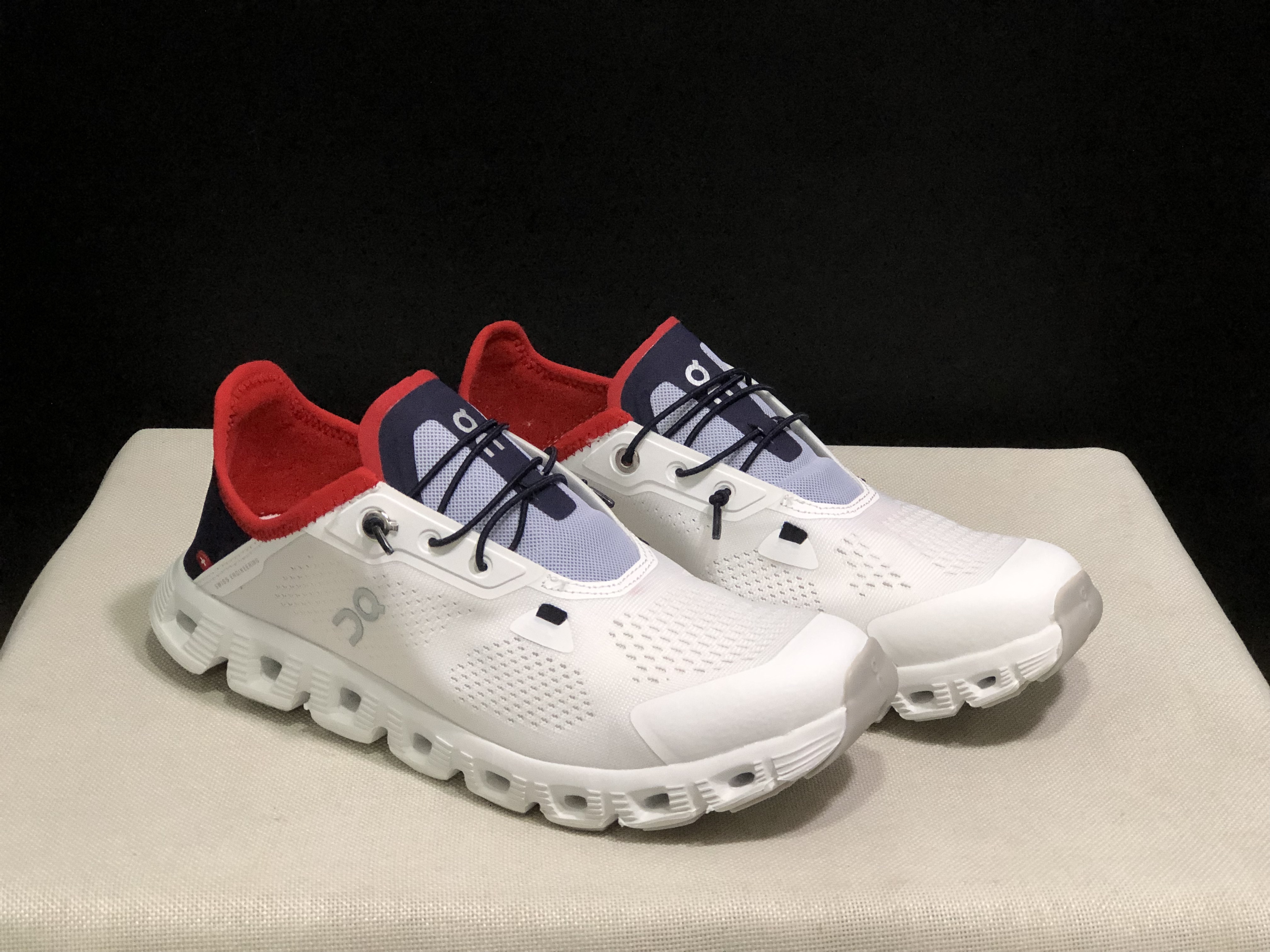 On Running Cloud 5 Coast Convenient And Breathable Running Shoes White