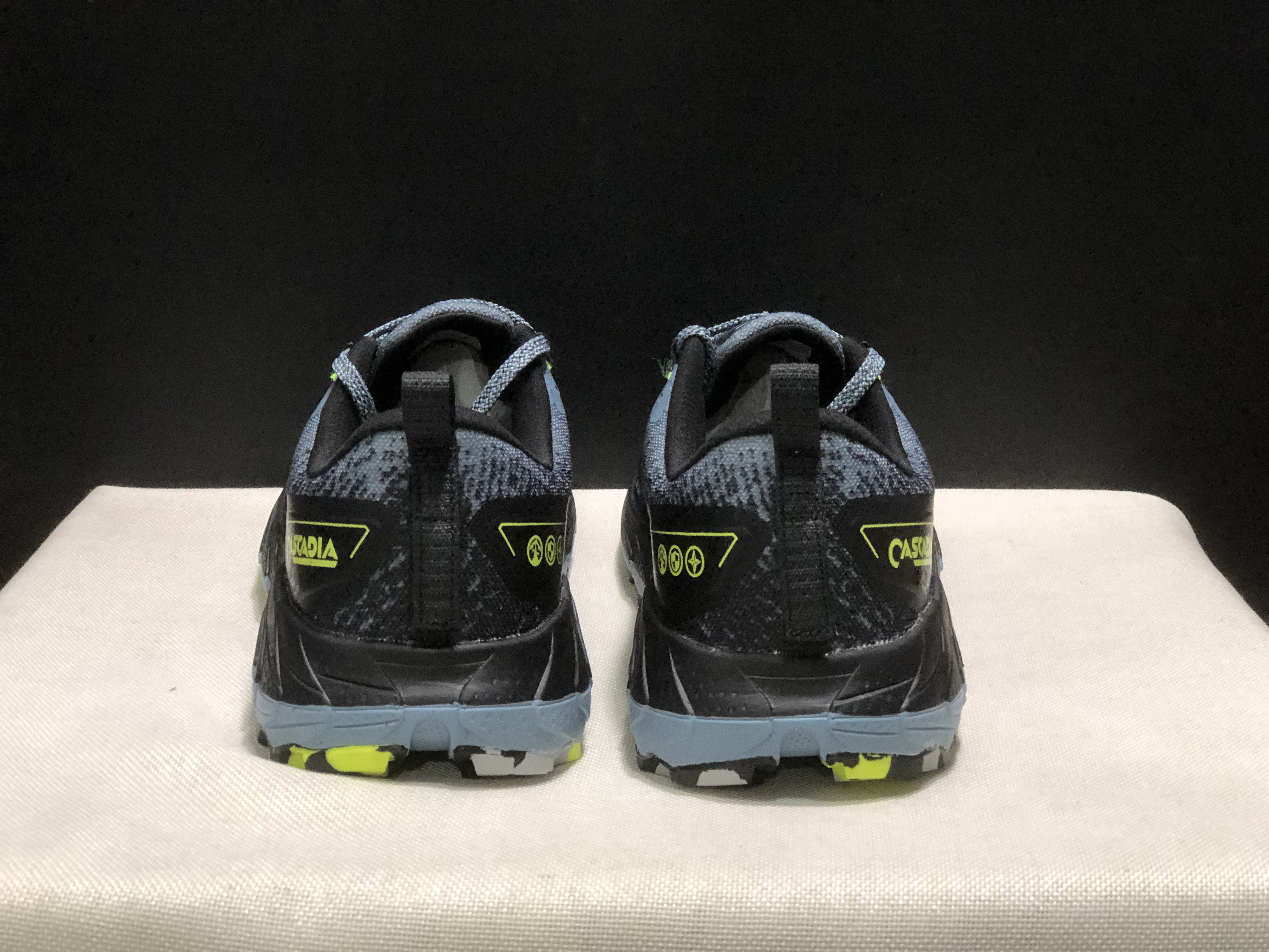 Brooks Cascadia 18 Low-top Running Shoes Citadel/Ebony/Lime