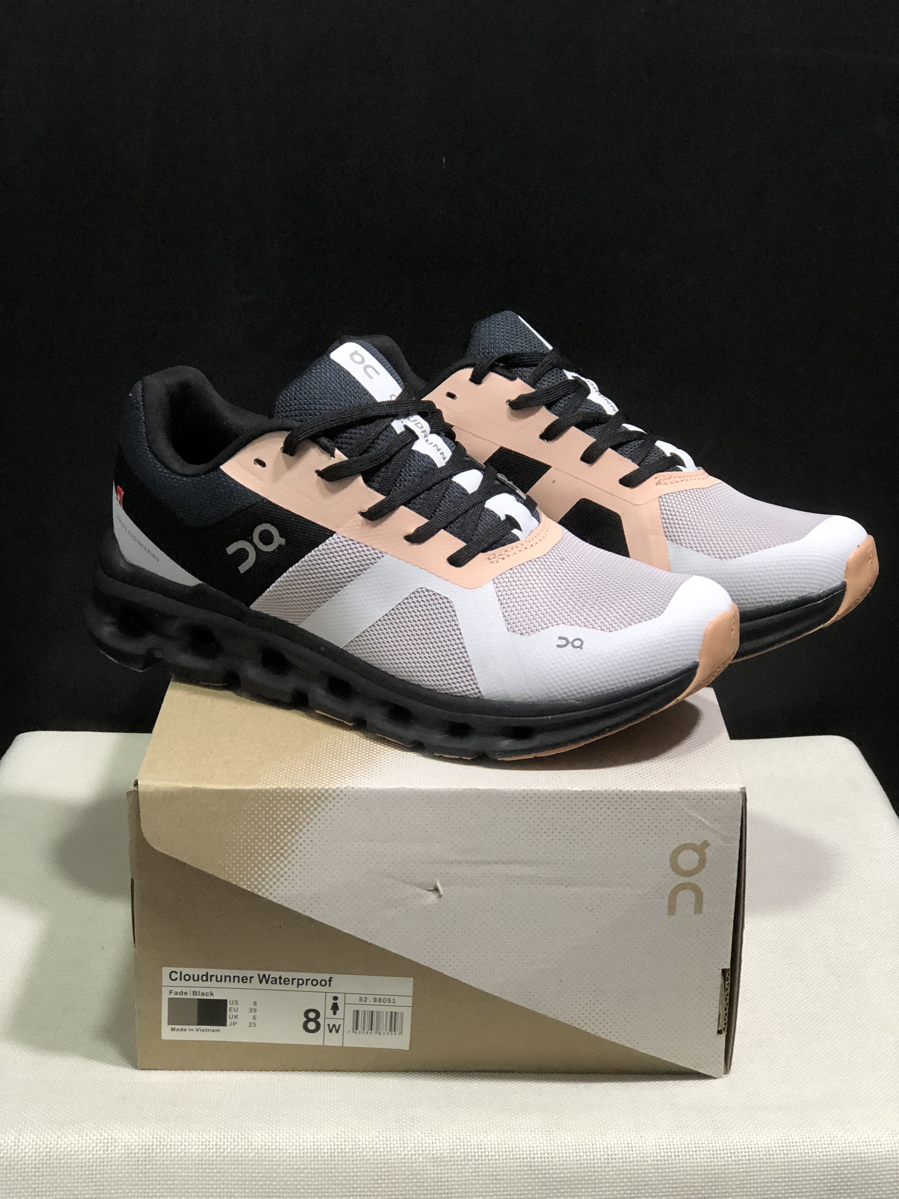 On Running Cloudrunner Anti-Slip Sports Running Shoes Fade/Black