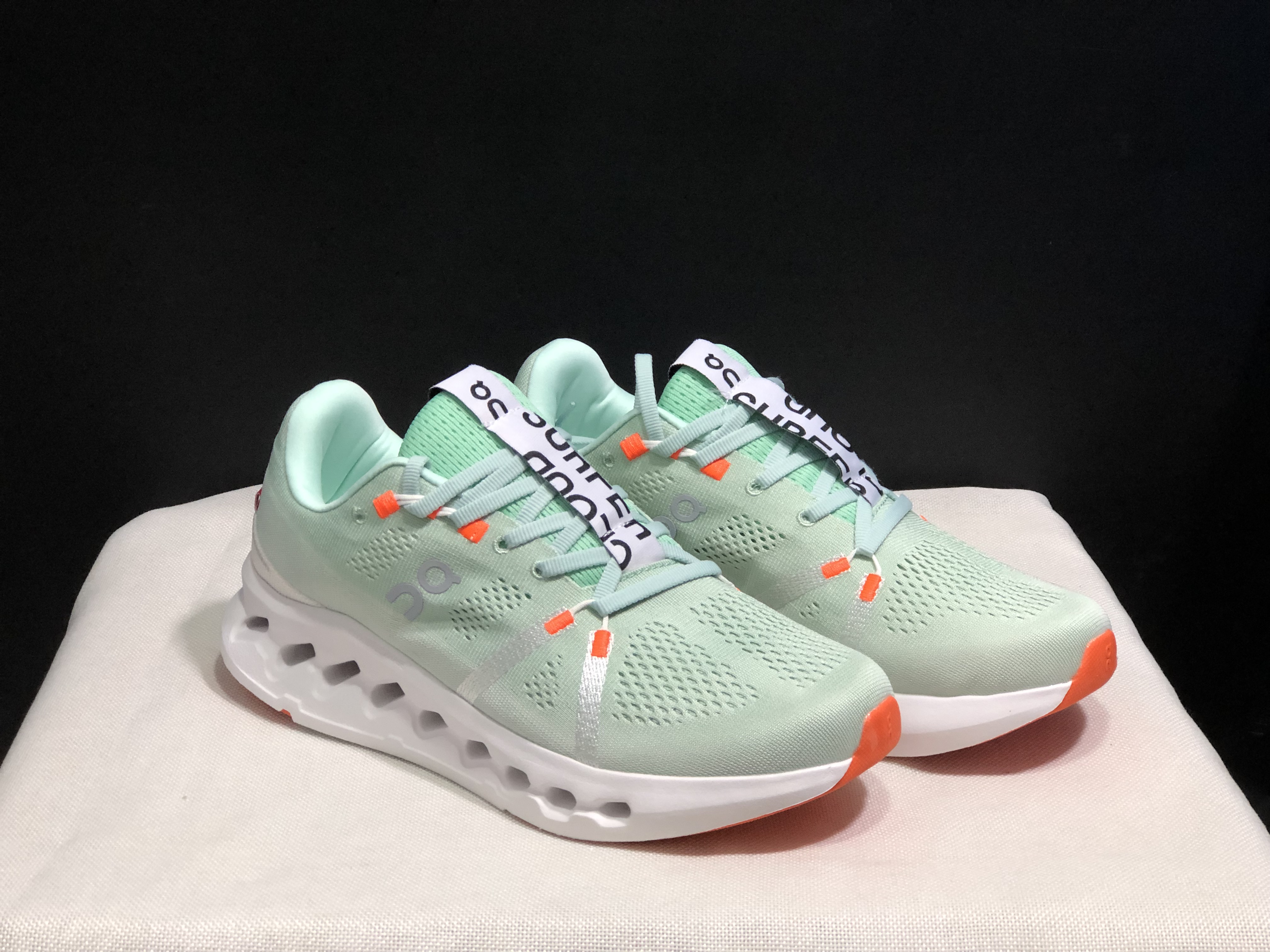 On Running Cloudsurfer Training Anti-Slip Running Shoes Green/White