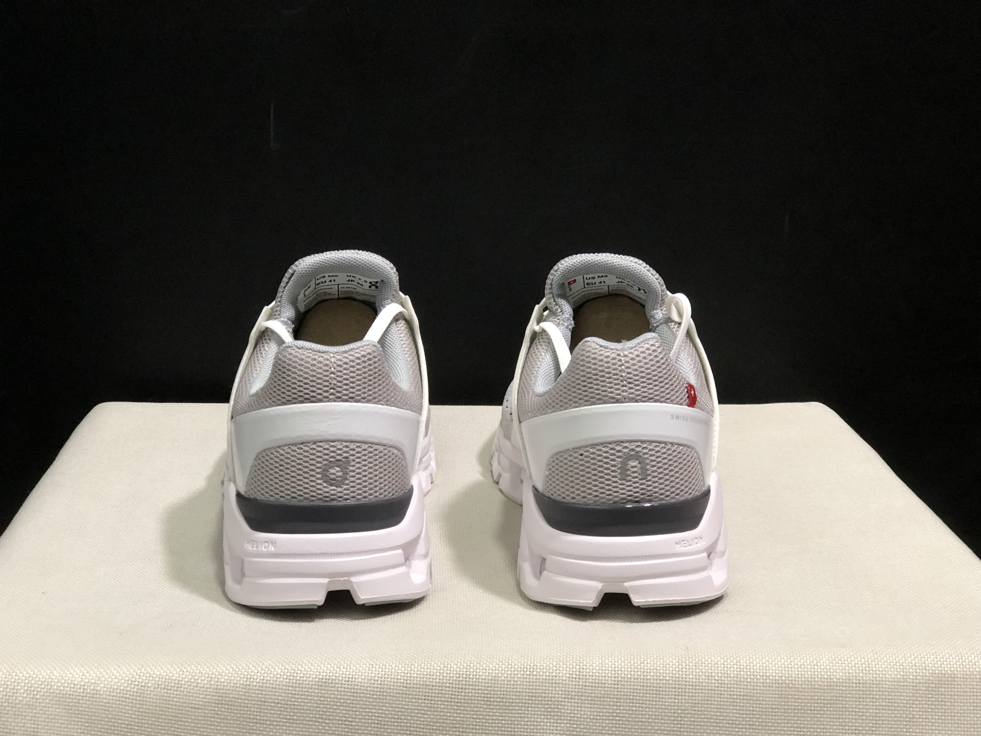 On Running Cloudswift Cushioning Running Shoes Light Grey/White