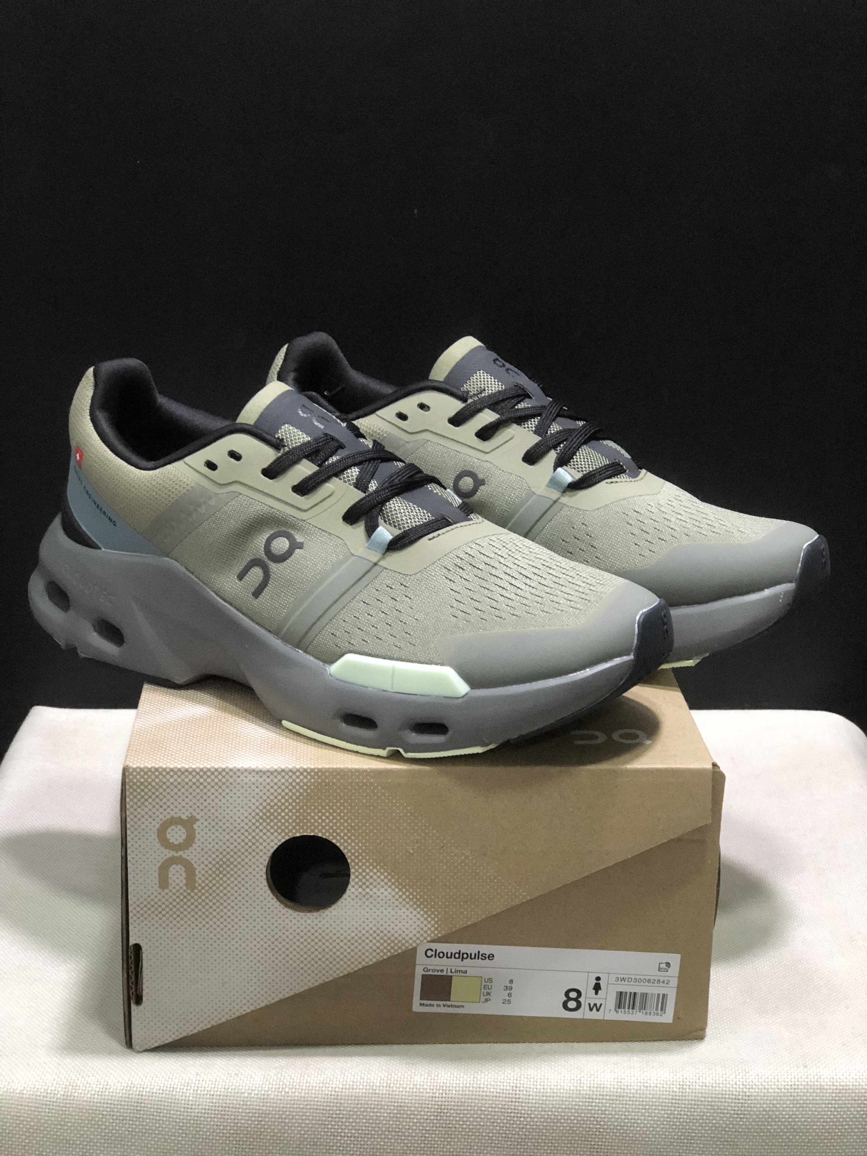 On Running Cloudpulse Comfortable Running Shoes Grove/Lime Green