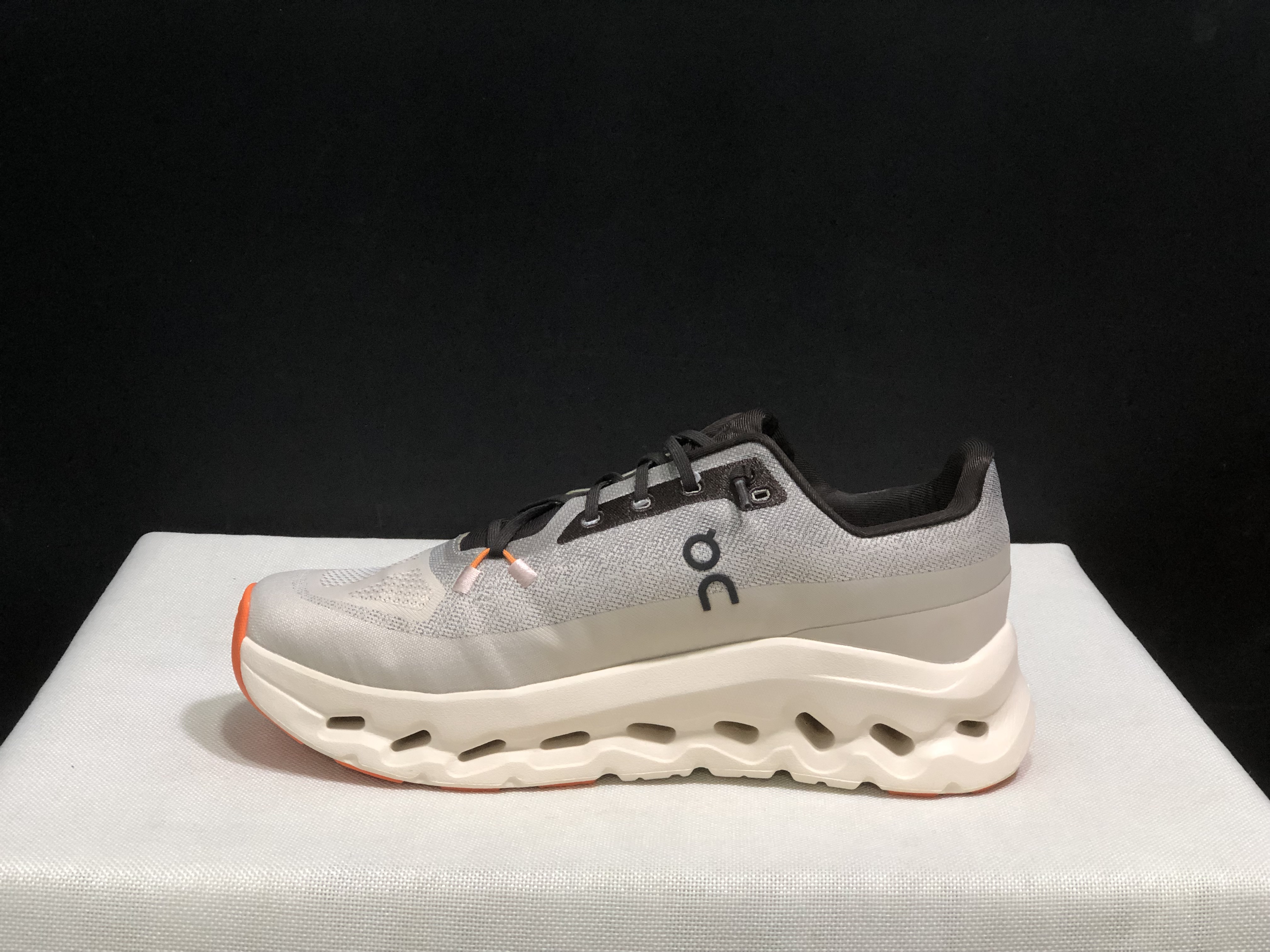On Running Cloudtilt Durable Casual Life Shoes Apricot/Black