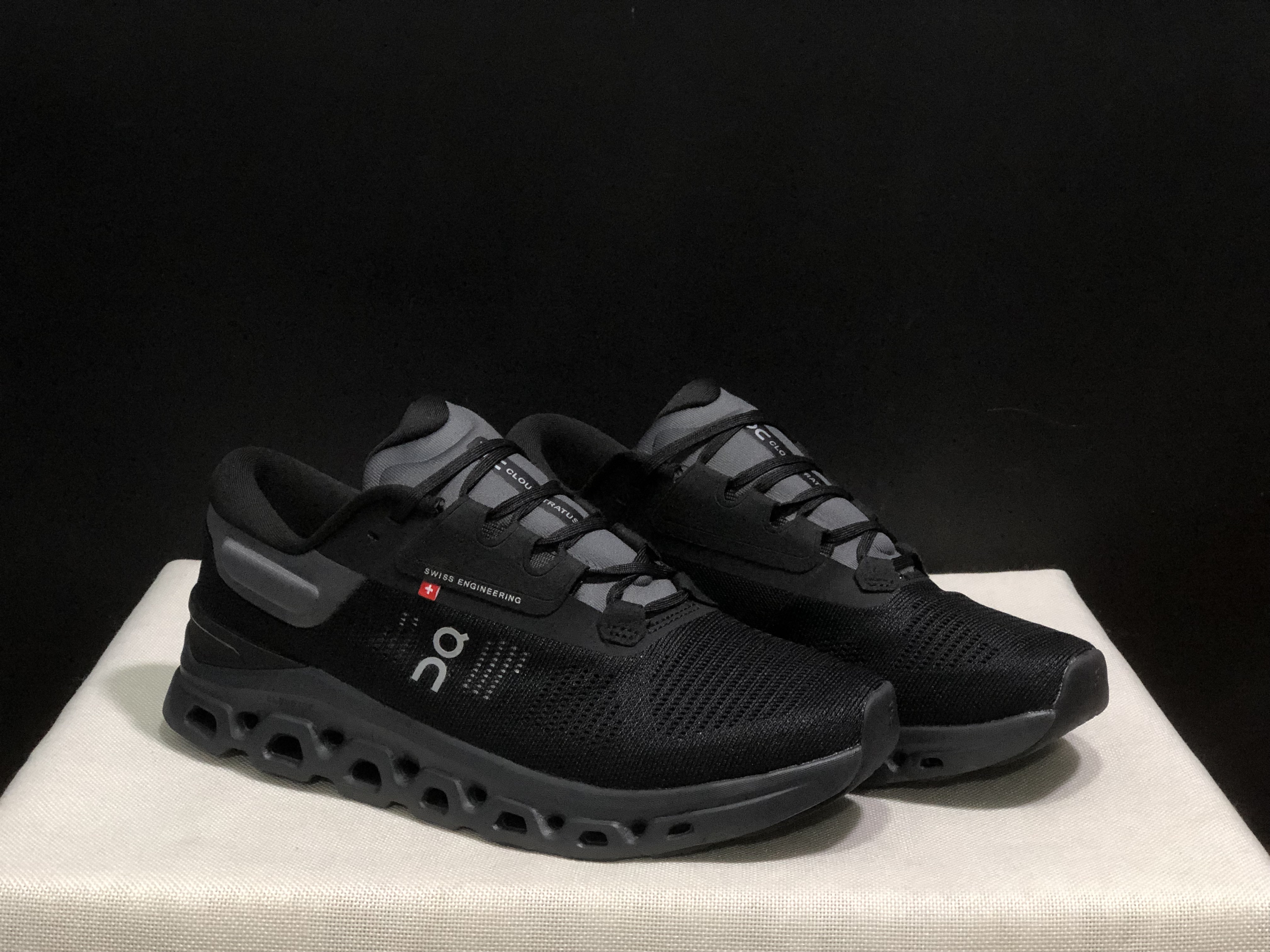 On Running Cloudstratus 3 Anti-Slip Running Shoes Black