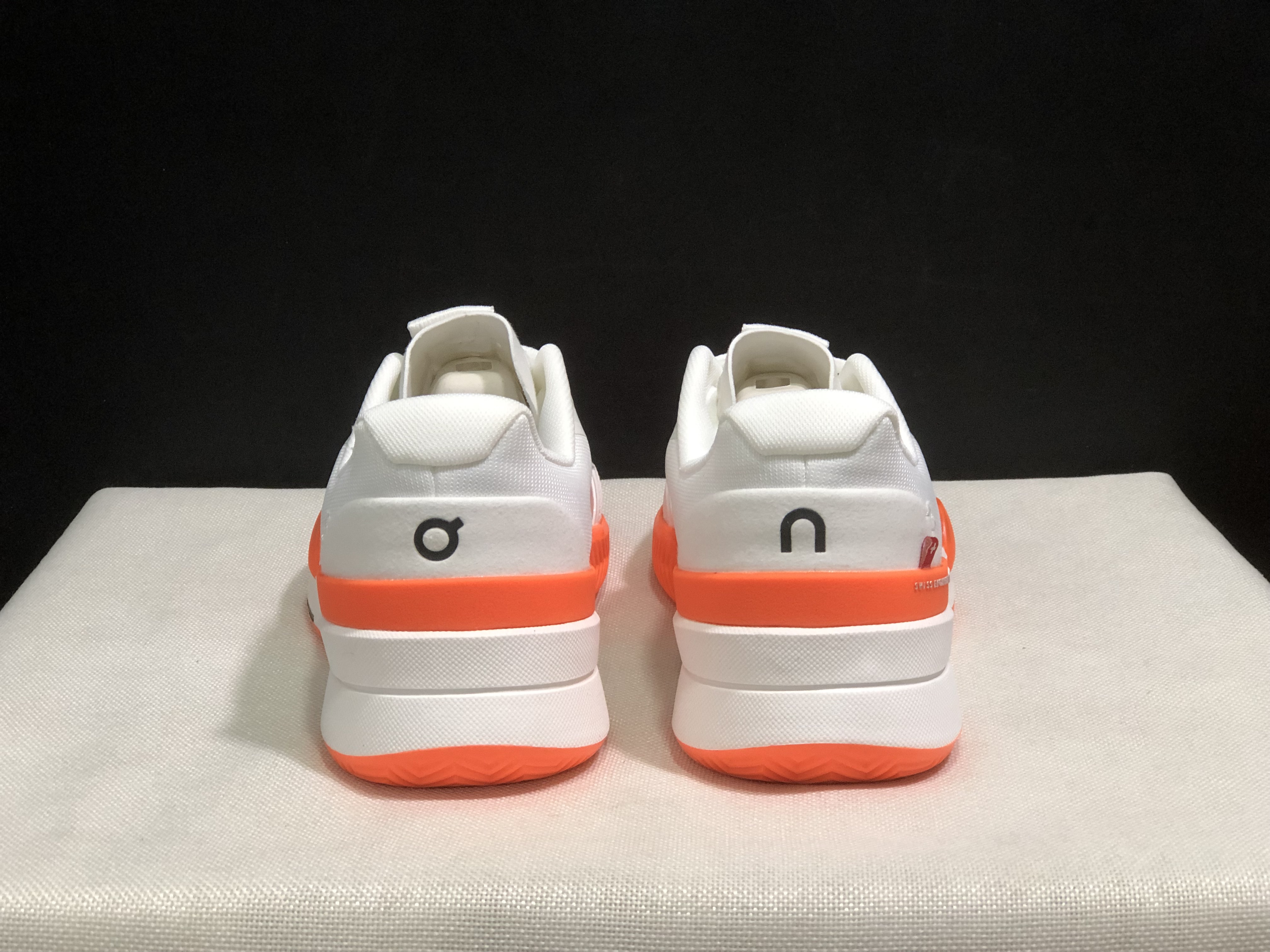 On Running The Roger Pro 2 Breathable Mesh Training Running Shoes White/Flame