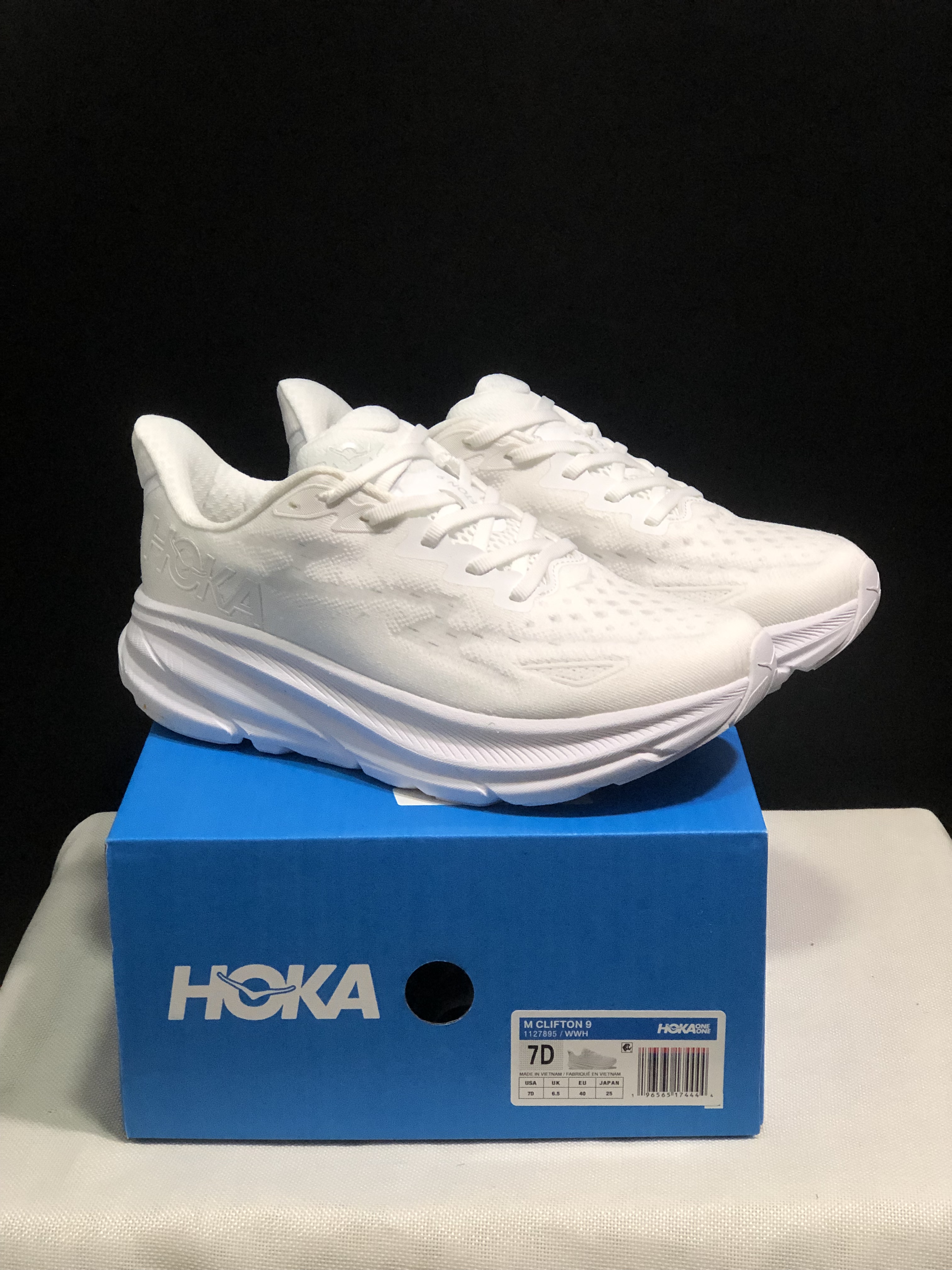 Hoka One One Clifton 9 White Running Shoes Athletic Shoes Sneakers