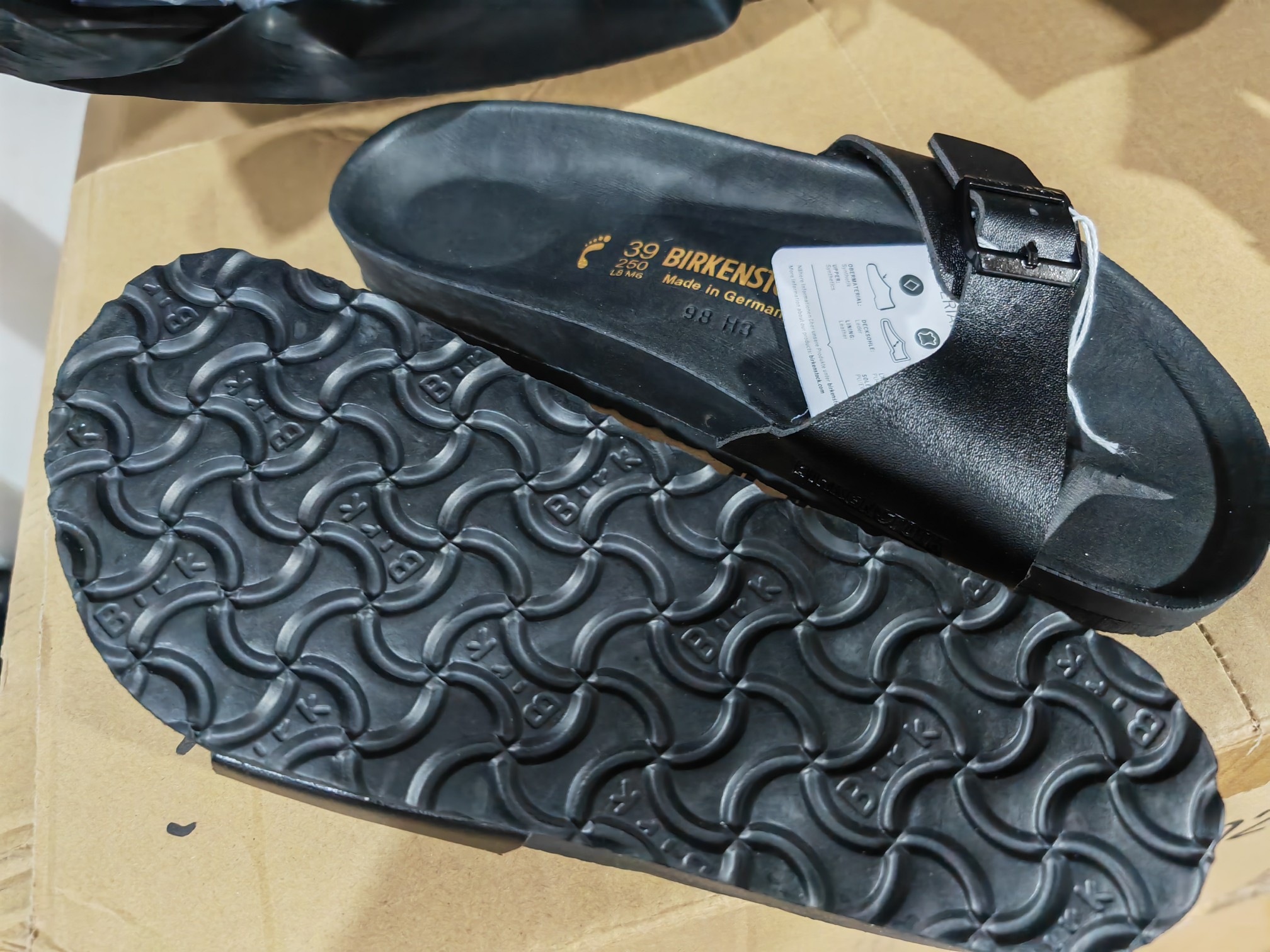 Birkenstock Single Button Pure Black Matte Leather Slippers