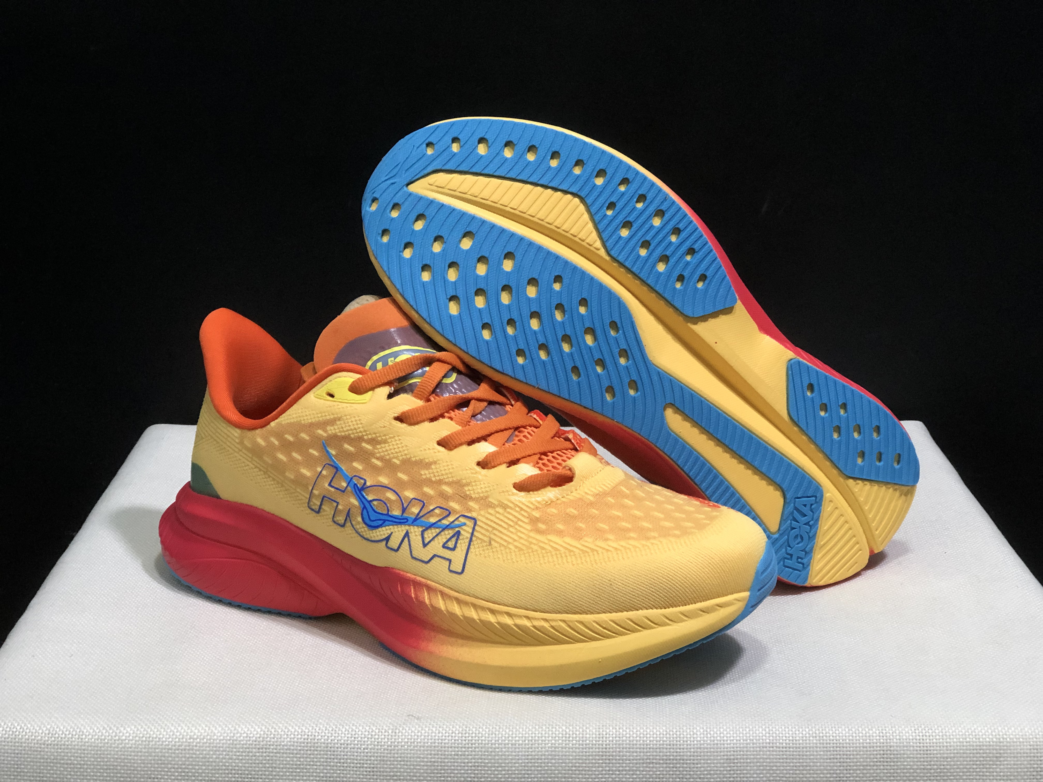 Hoka One One Mach 6 Wear-resistant Breathable Low-top Running Shoes Sneakers Yellow