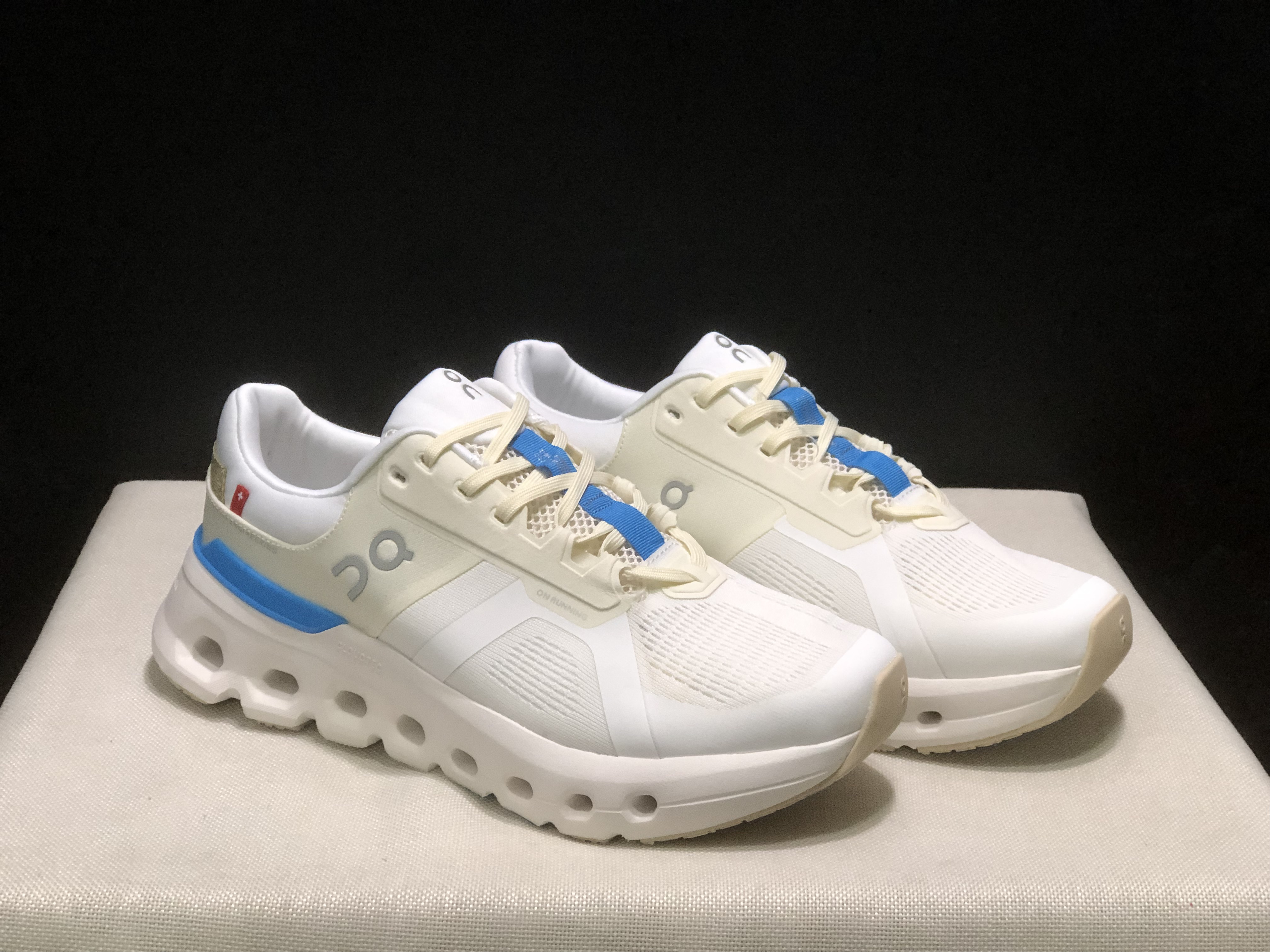 On Running Cloudrunner 2 Mesh Breathable Running Shoes Beige/Skyblue