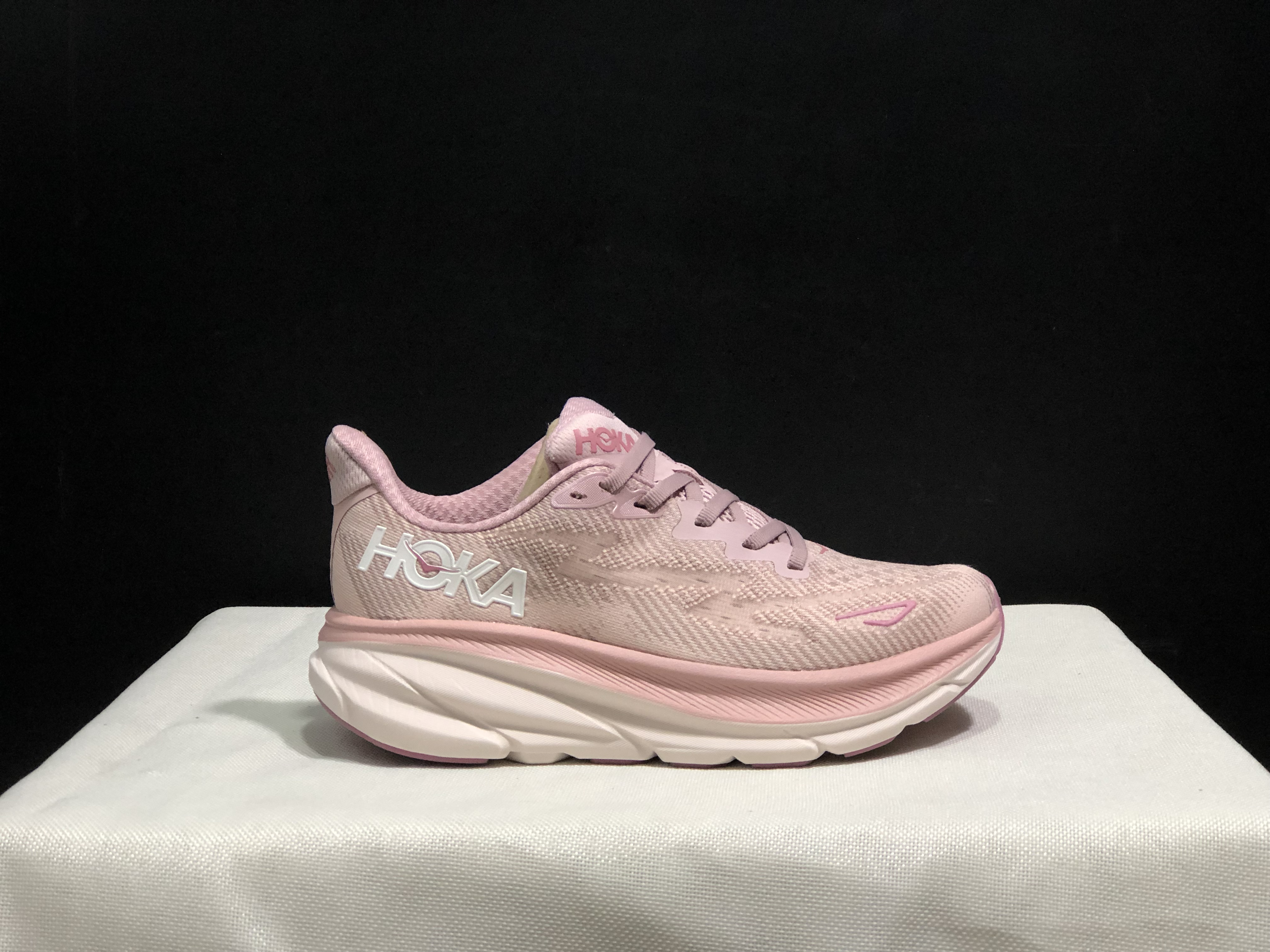 Hoka One One Clifton 9 Running Shoes Athletic Shoes Sneakers Light Pink