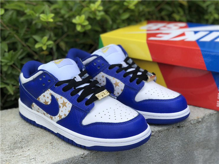 Nike SB Dunk Low Supreme Stars Hyper Royal Sneakers