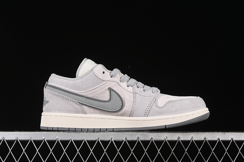 Nike Air Jordan 1 Low THE NORTH FACE Beige Grey Sneakers