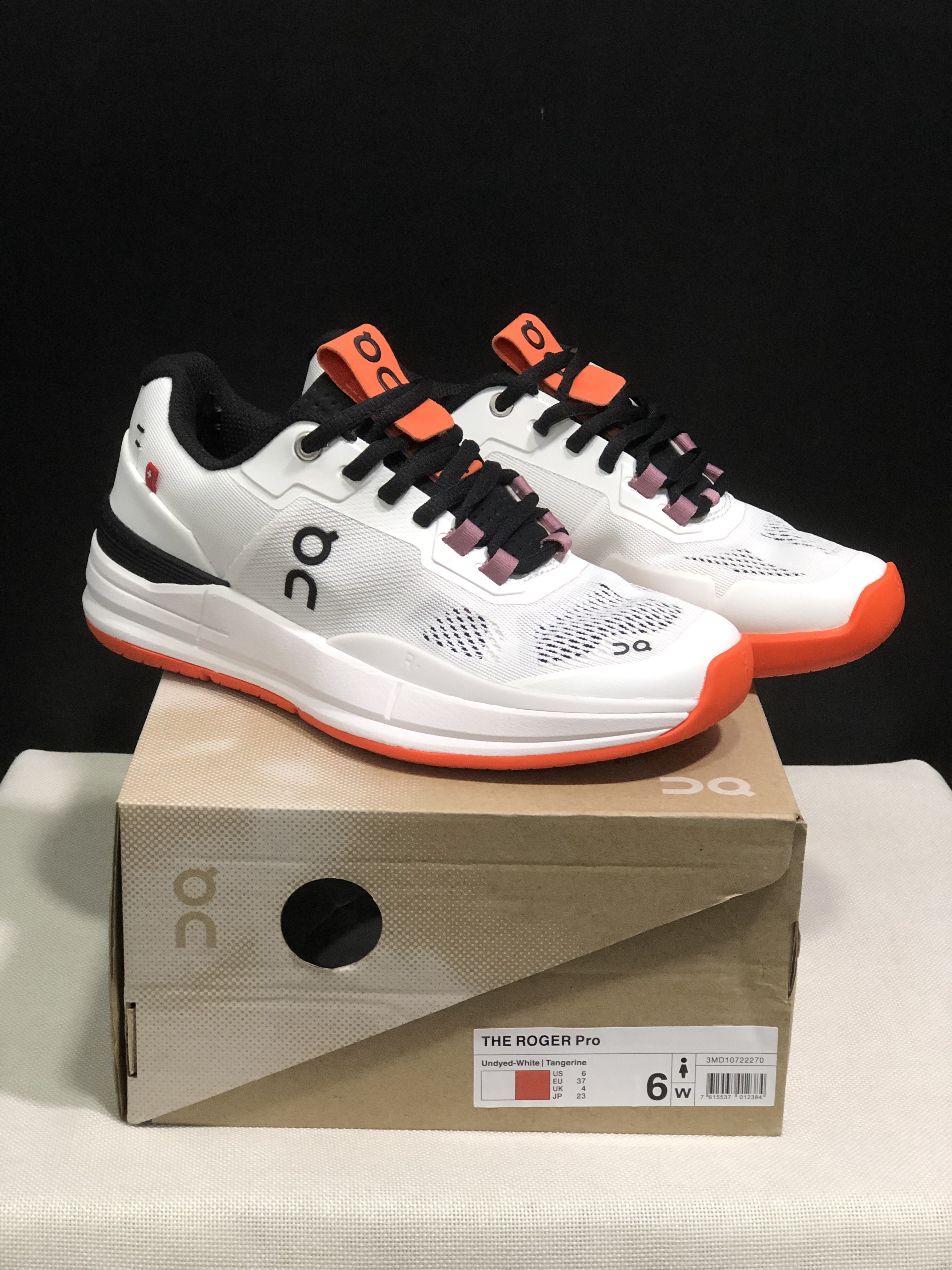 On Running The Roger Rro Durable And Breathable Tennis Shoes White/Tangerine