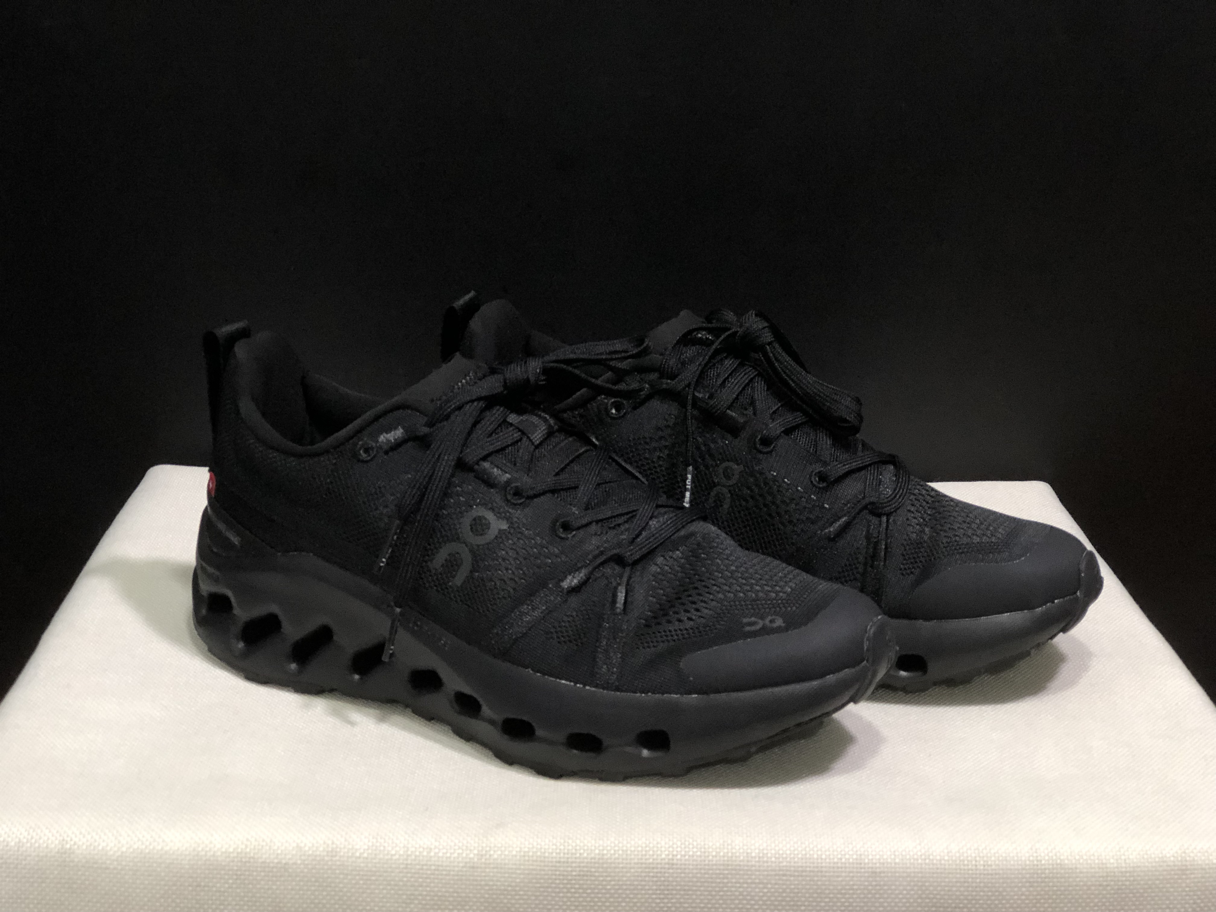 On Running Cloudsurfer Trail Waterproof Comfortable And Breathable Running Shoes All Black