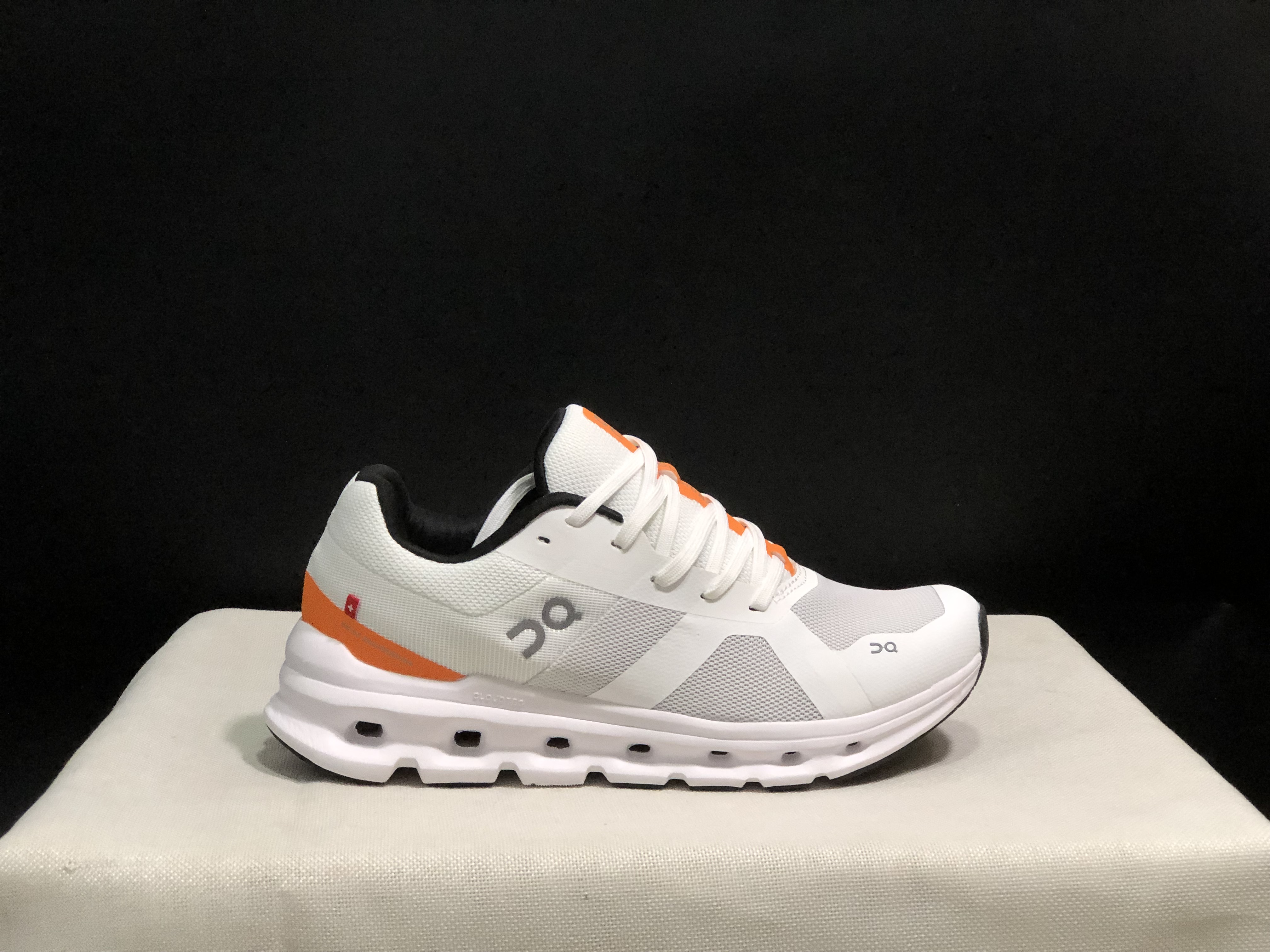 On Running Cloudrunner Anti-Slip Sports Running Shoes White/Orange