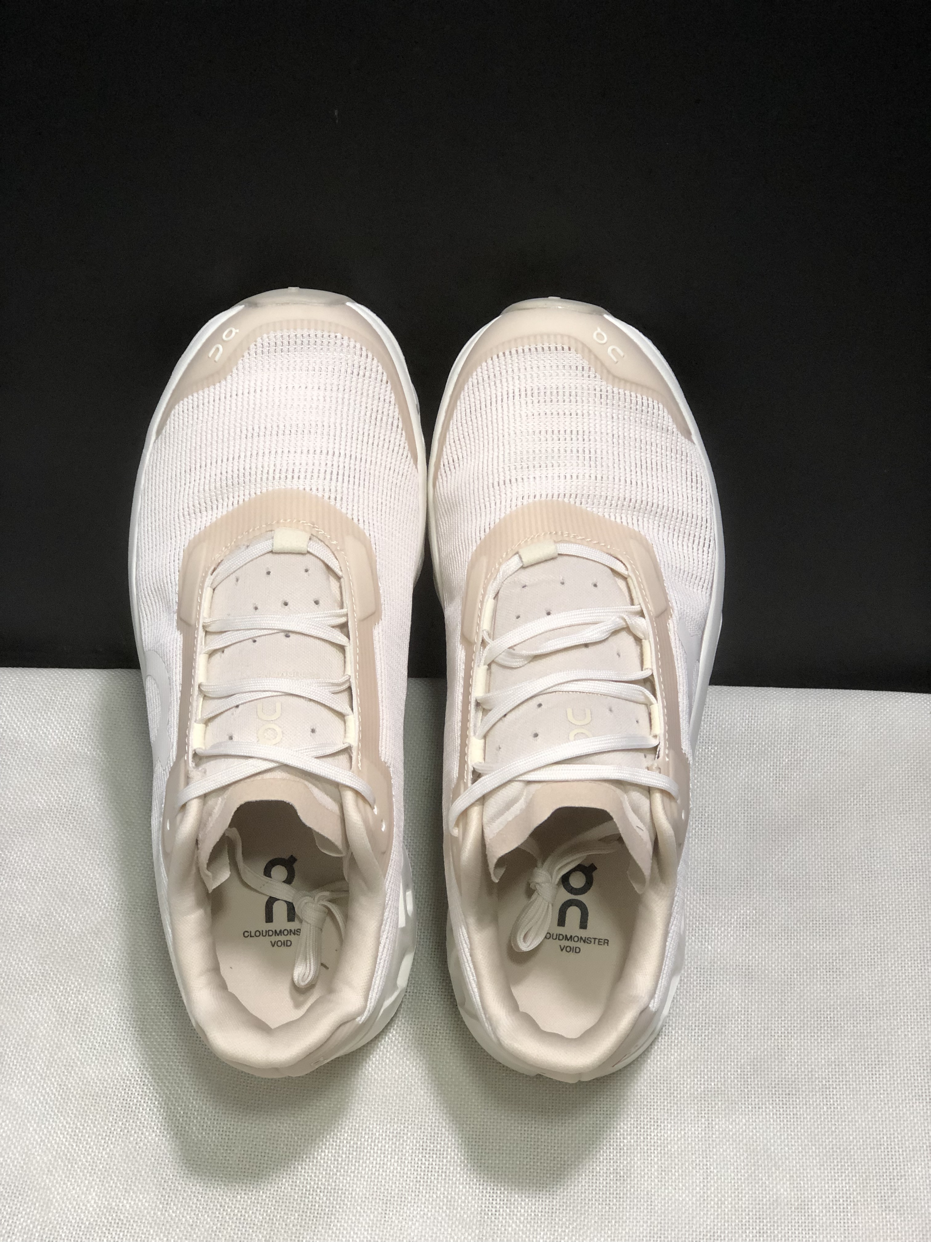 On Running Cloudmonster Void 1 M Casual Running Shoes Flesh Pink/White