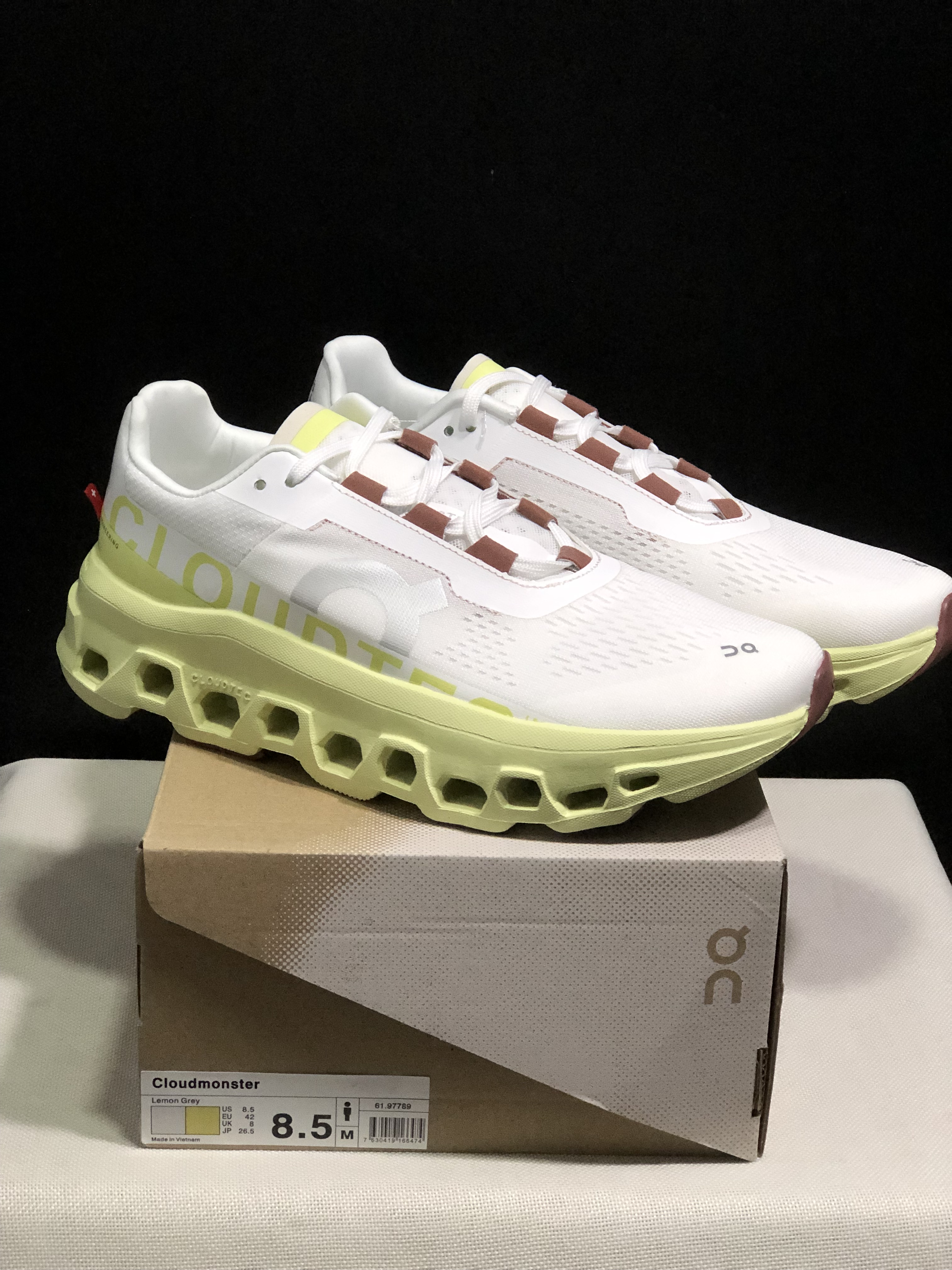 On Running Cloudmonster CNY Shock-Absorbing And Anti-Slip Sports Shoes Year Of The Dragon Special Edition Lemon/Grey