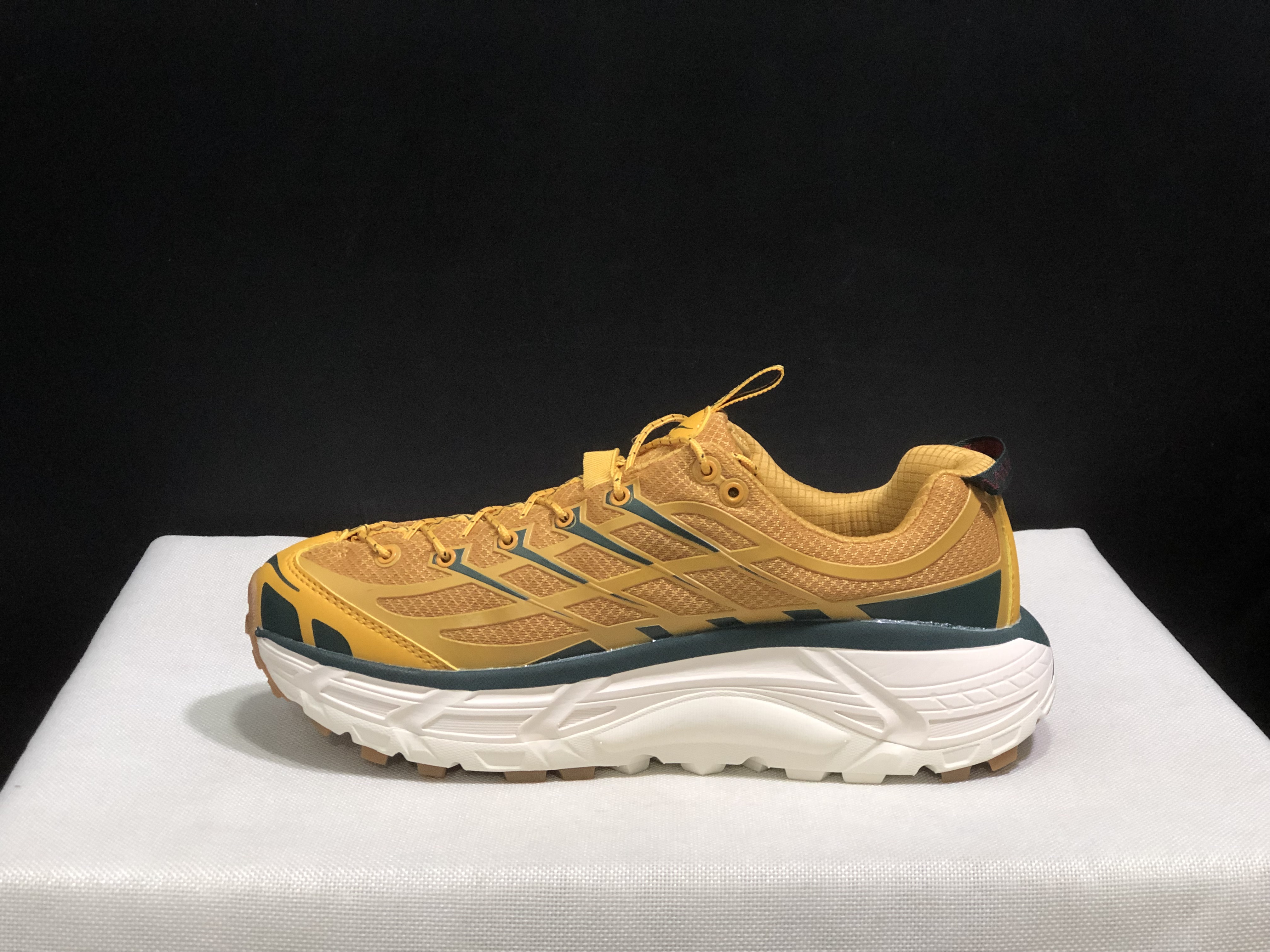 Hoka One One Mafate Three 2 Anti-slip Running Shoes Sneakers Yellow