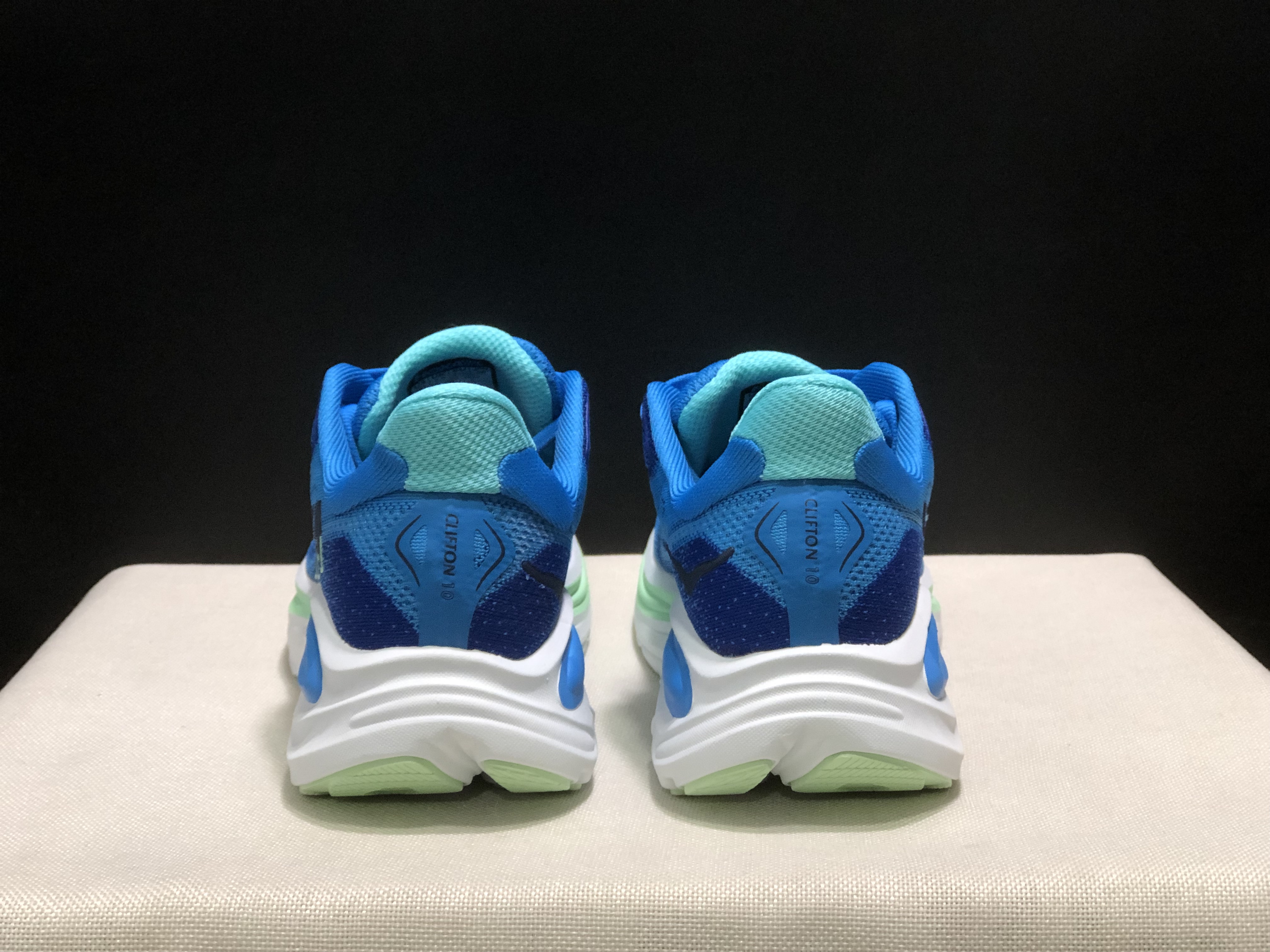 Hoka One One Clifton 10 Fashion Shoes Sneakers Blue