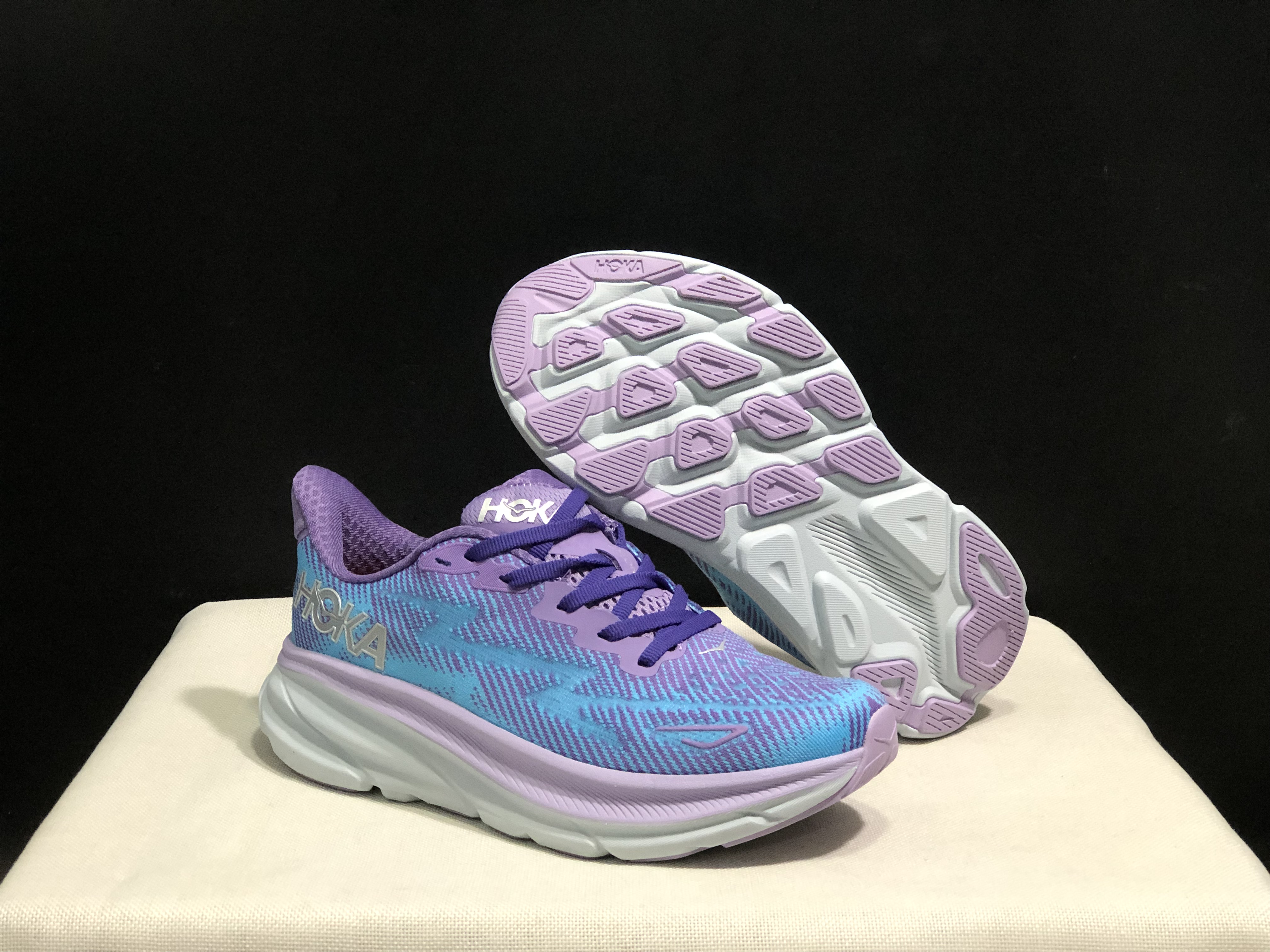 Hoka One One Clifton 9 Running Shoes Athletic Shoes Sneakers Light Purple