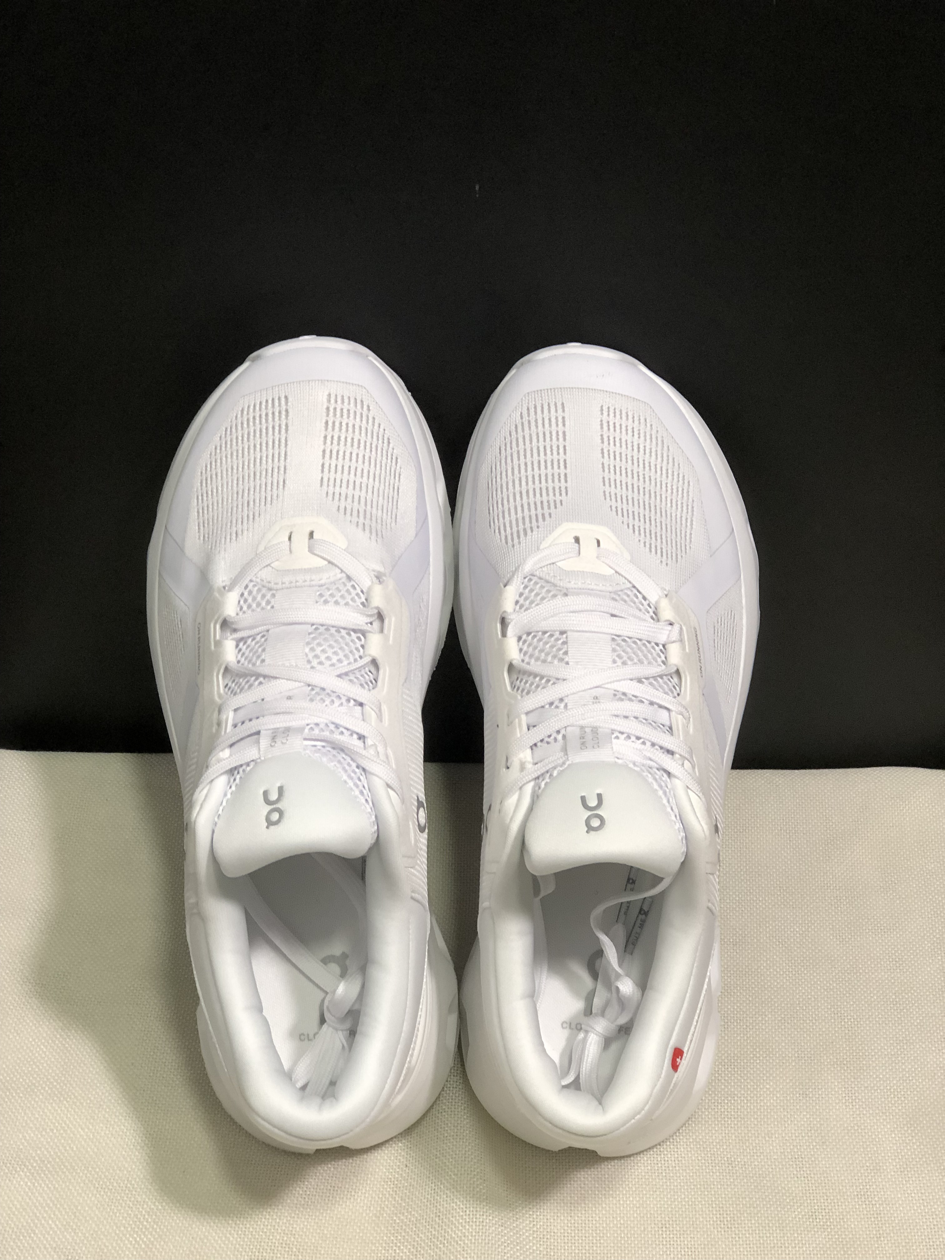 On Running Cloudrunner 2 Mesh Breathable White Running Shoes