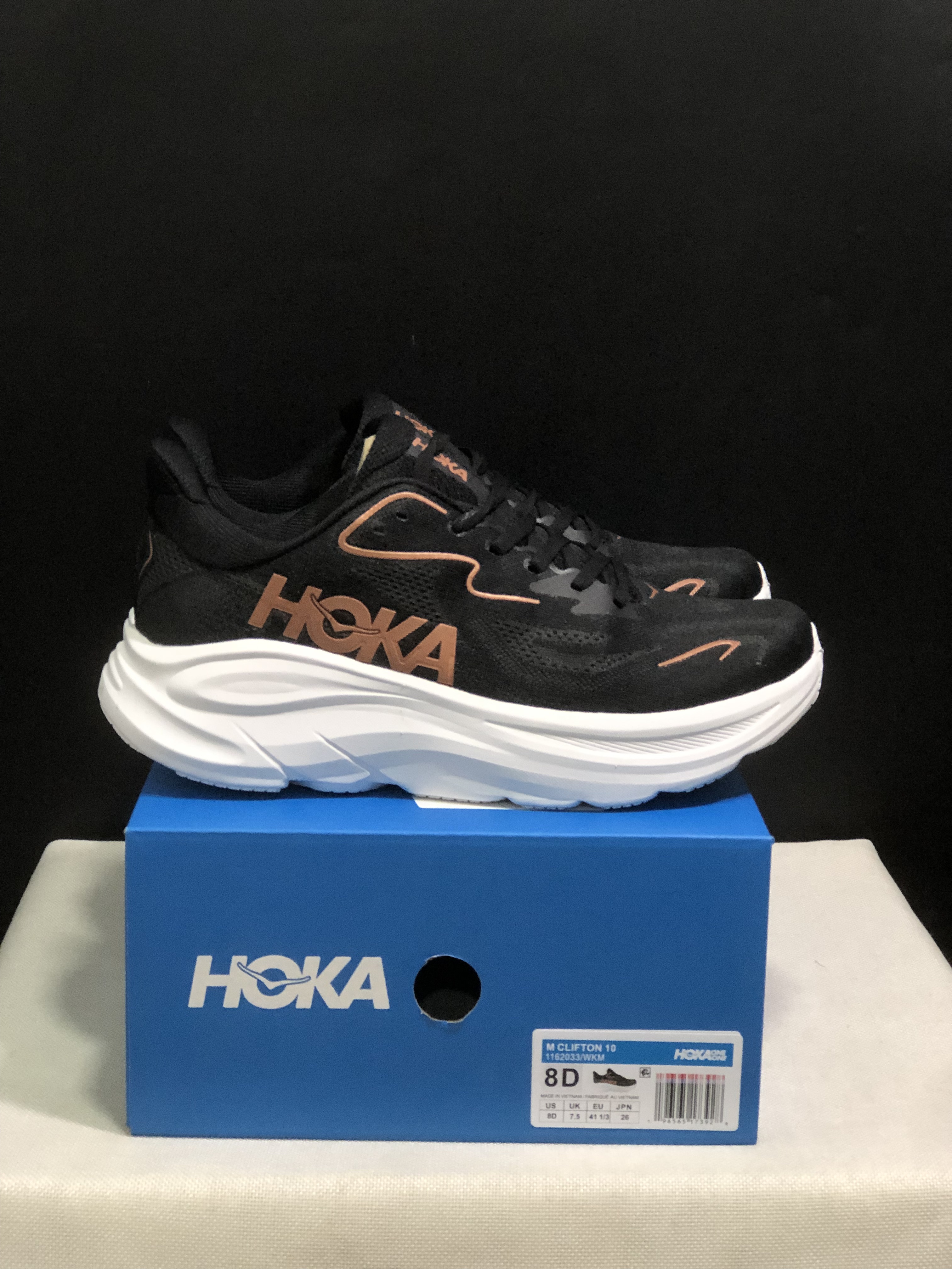 Hoka One One Clifton 10 Fashion Shoes Sneakers Black/White
