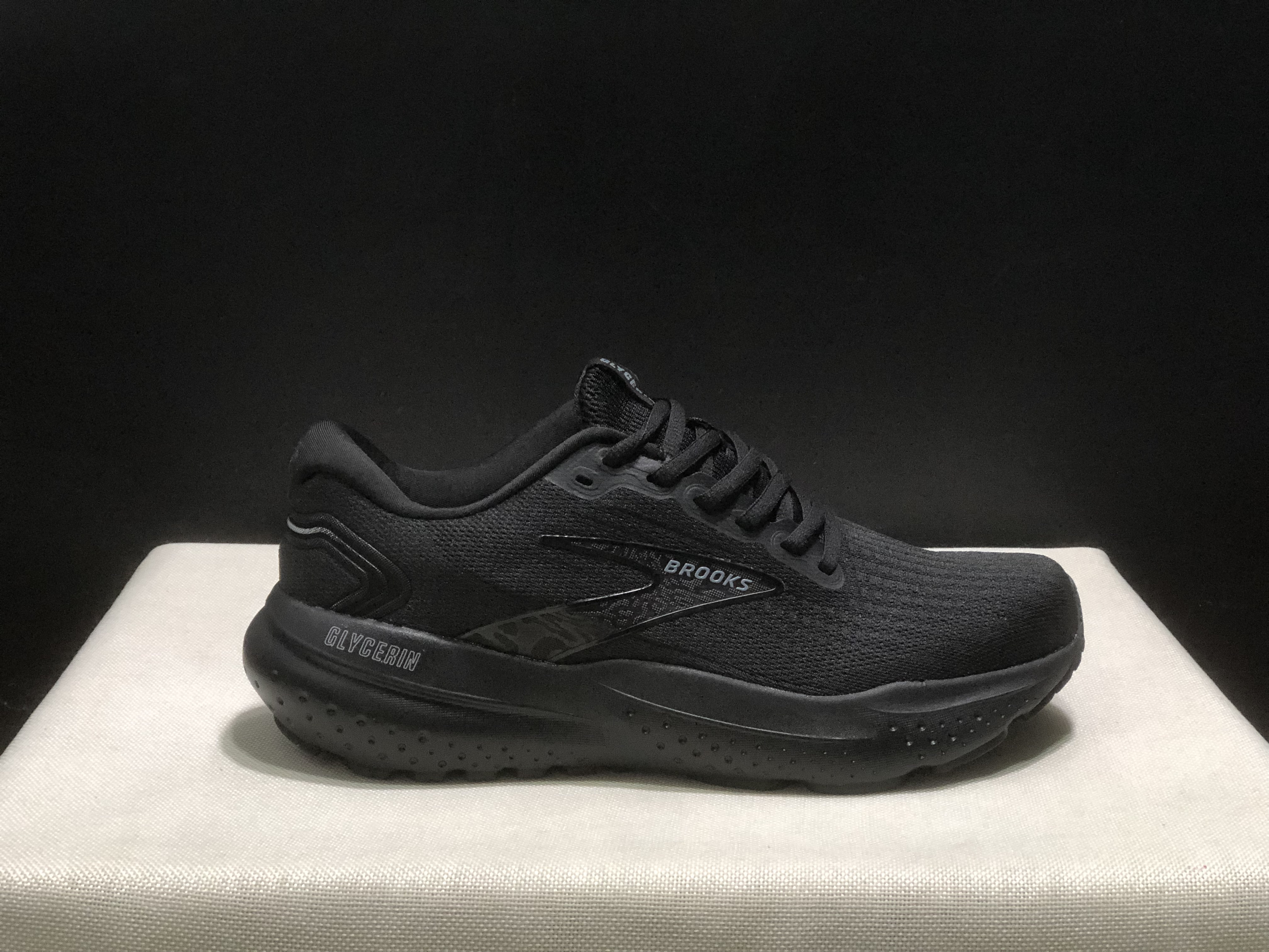 Brooks Glycerin 21 Low-top Casual Running Shoes Black