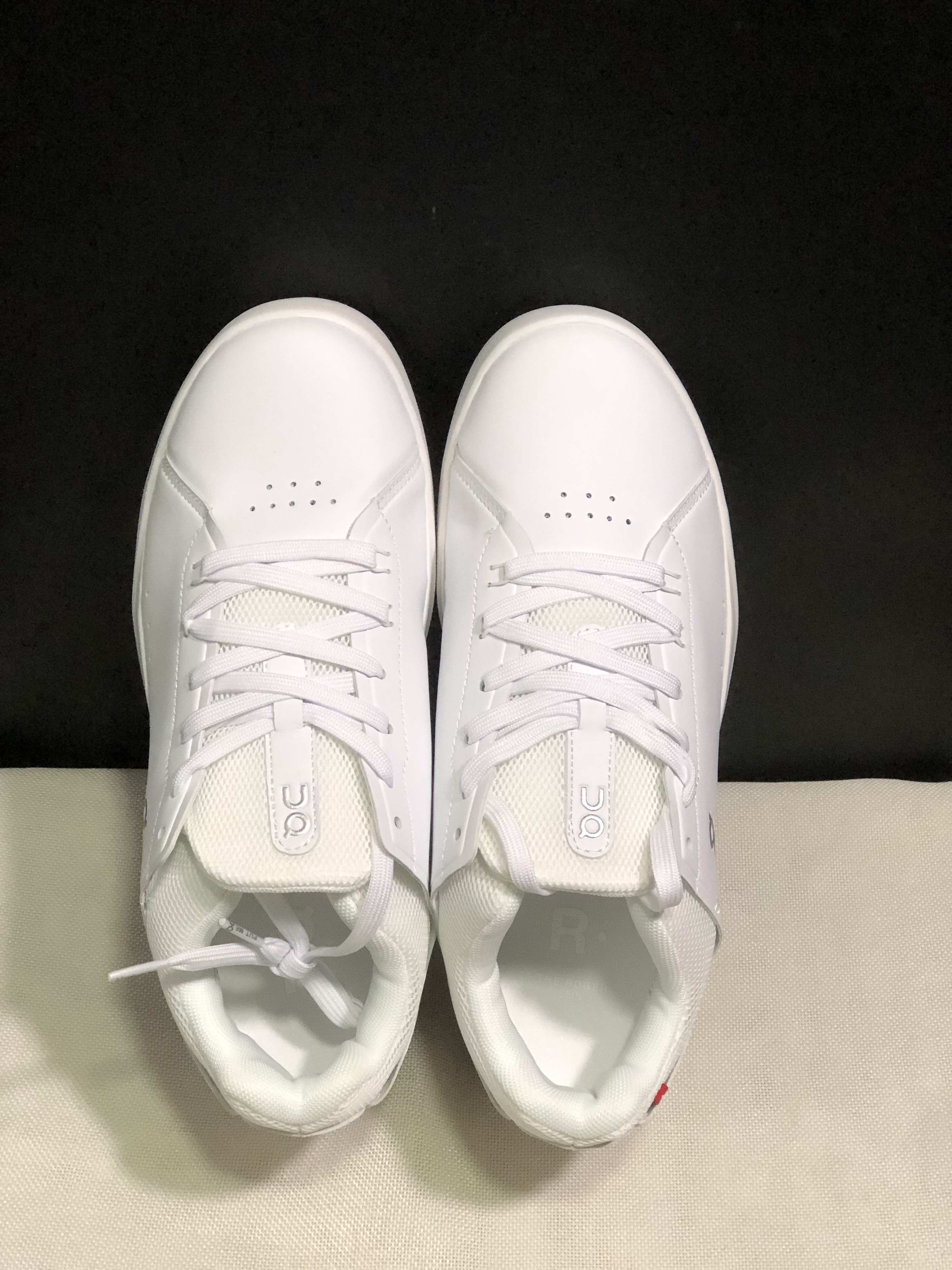 On Running The Roger Spin Board Shoes All White