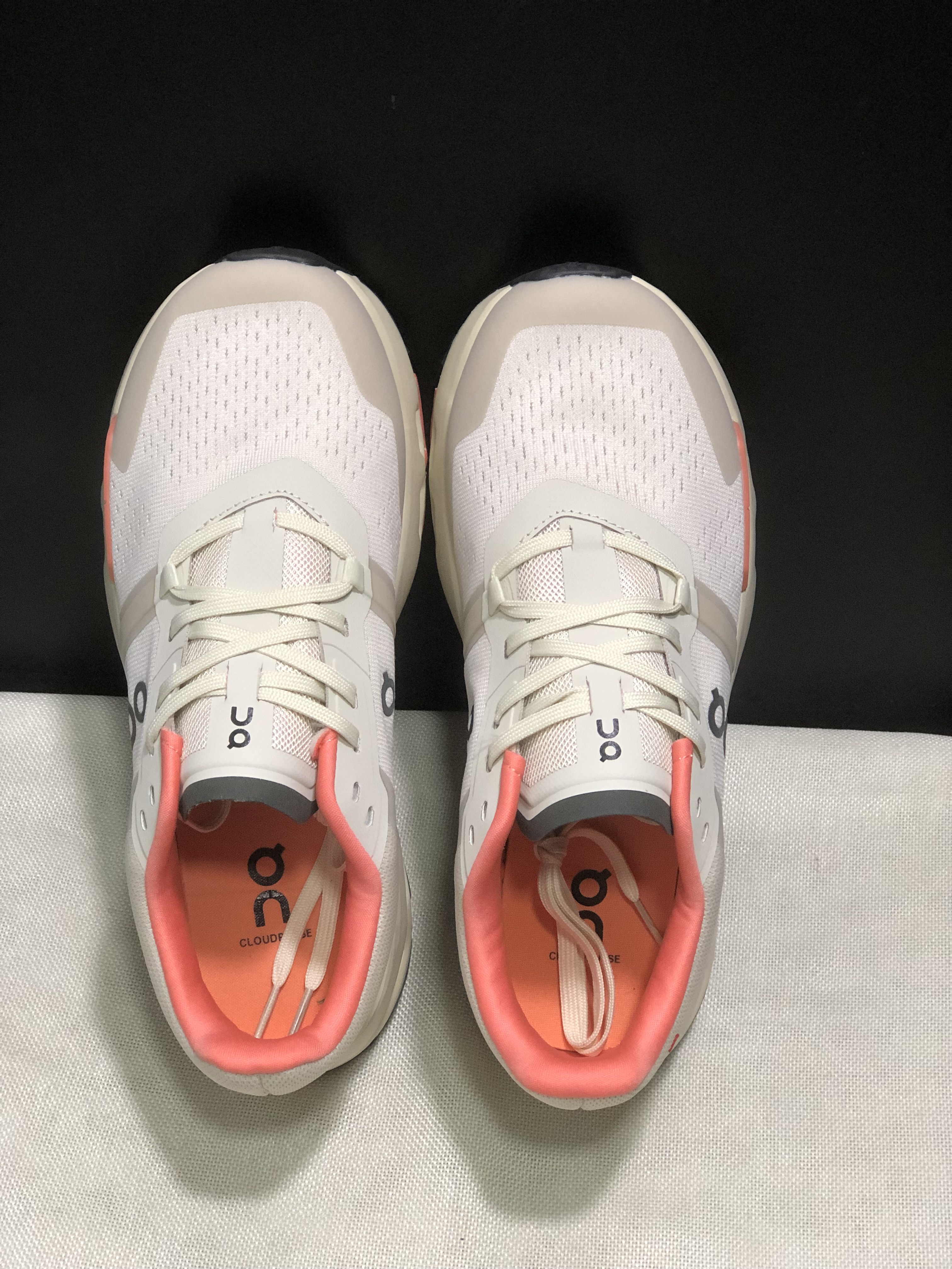 On Running Cloudpulse Comfortable Running Shoes Cream/Orange