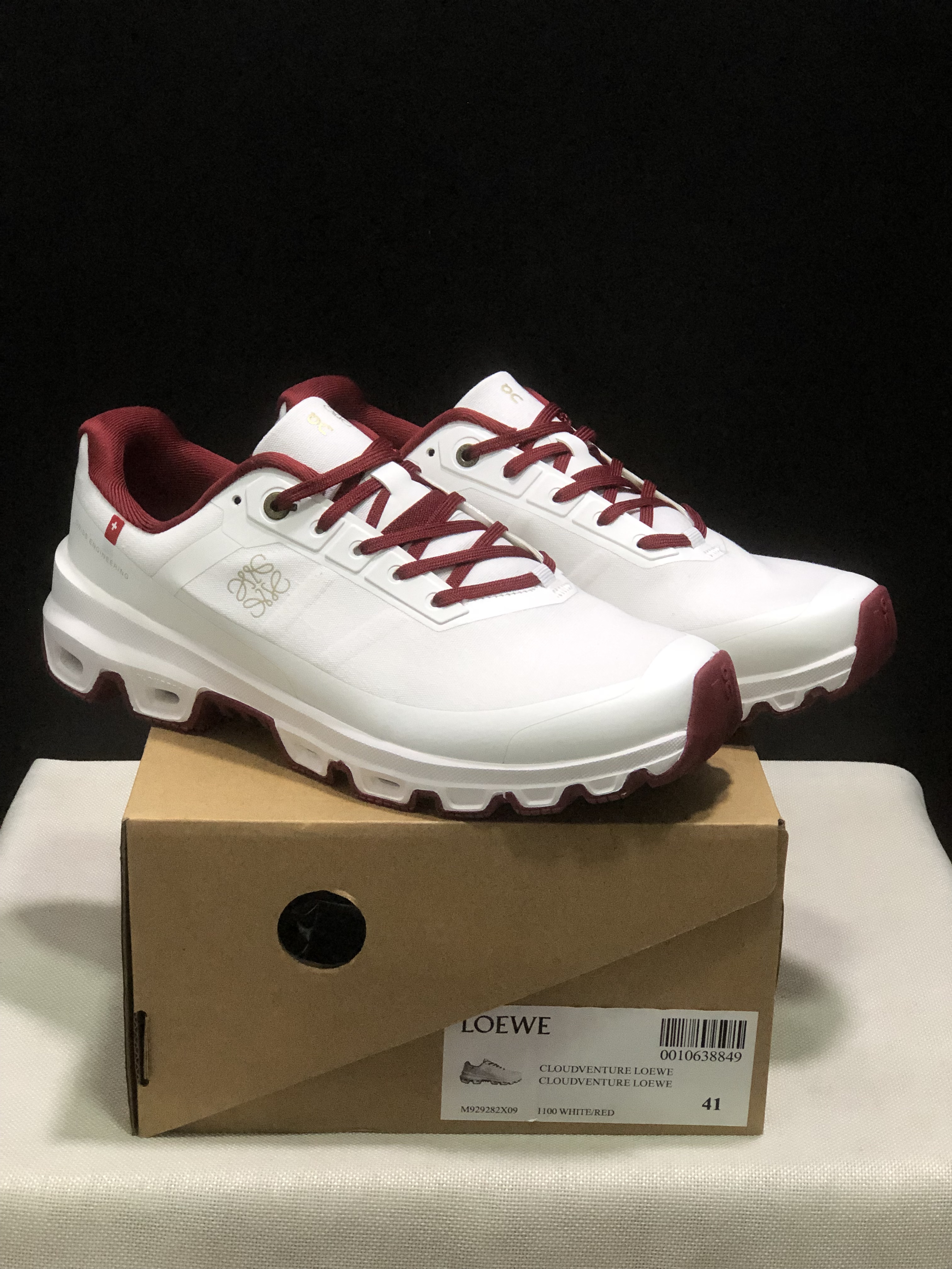 LOEWE x On Running Cloudventure 2.0 White/Red Running Shoes Co-Signed Edition