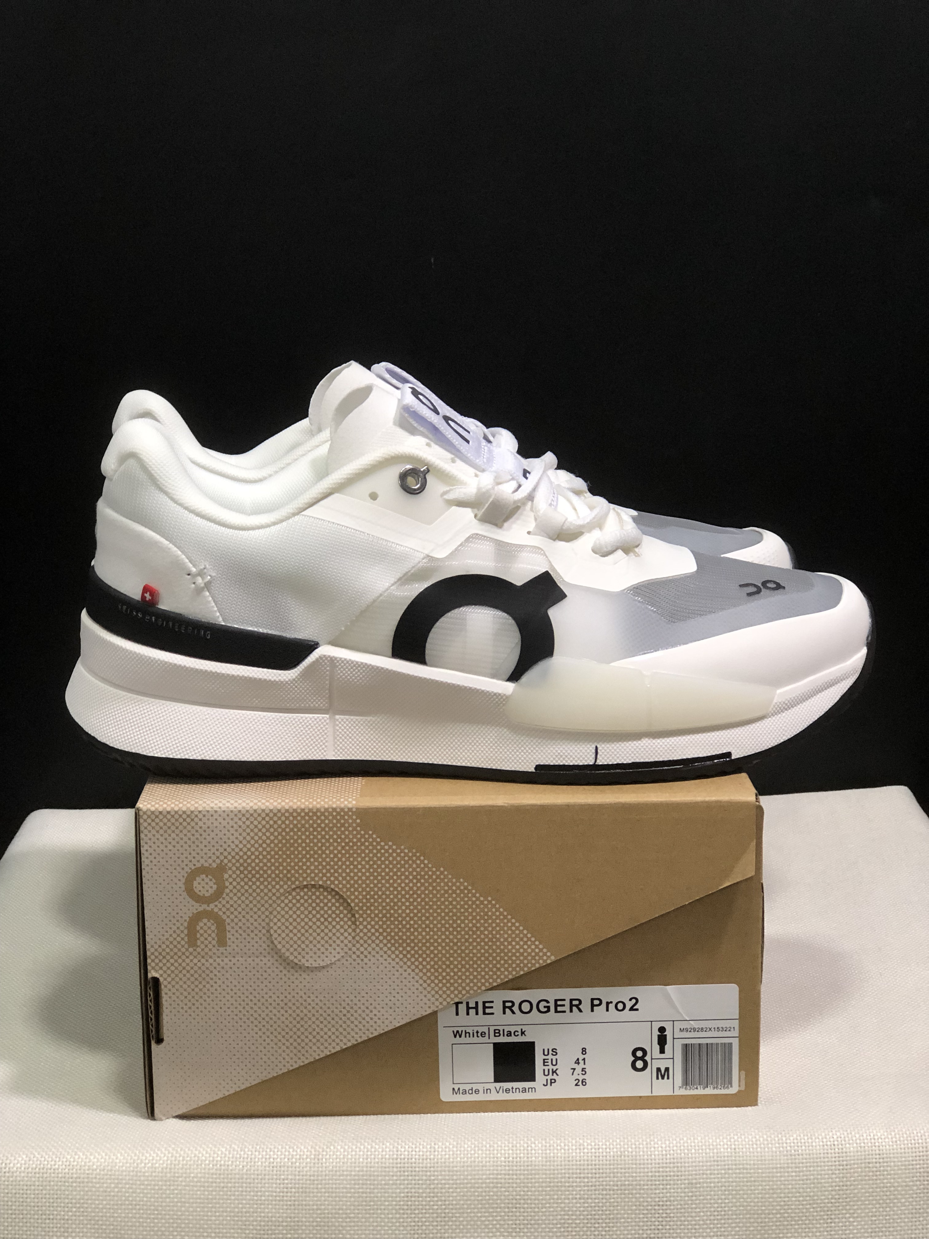 On Running The Roger Pro 2 Breathable Mesh Training Running Shoes White/Black