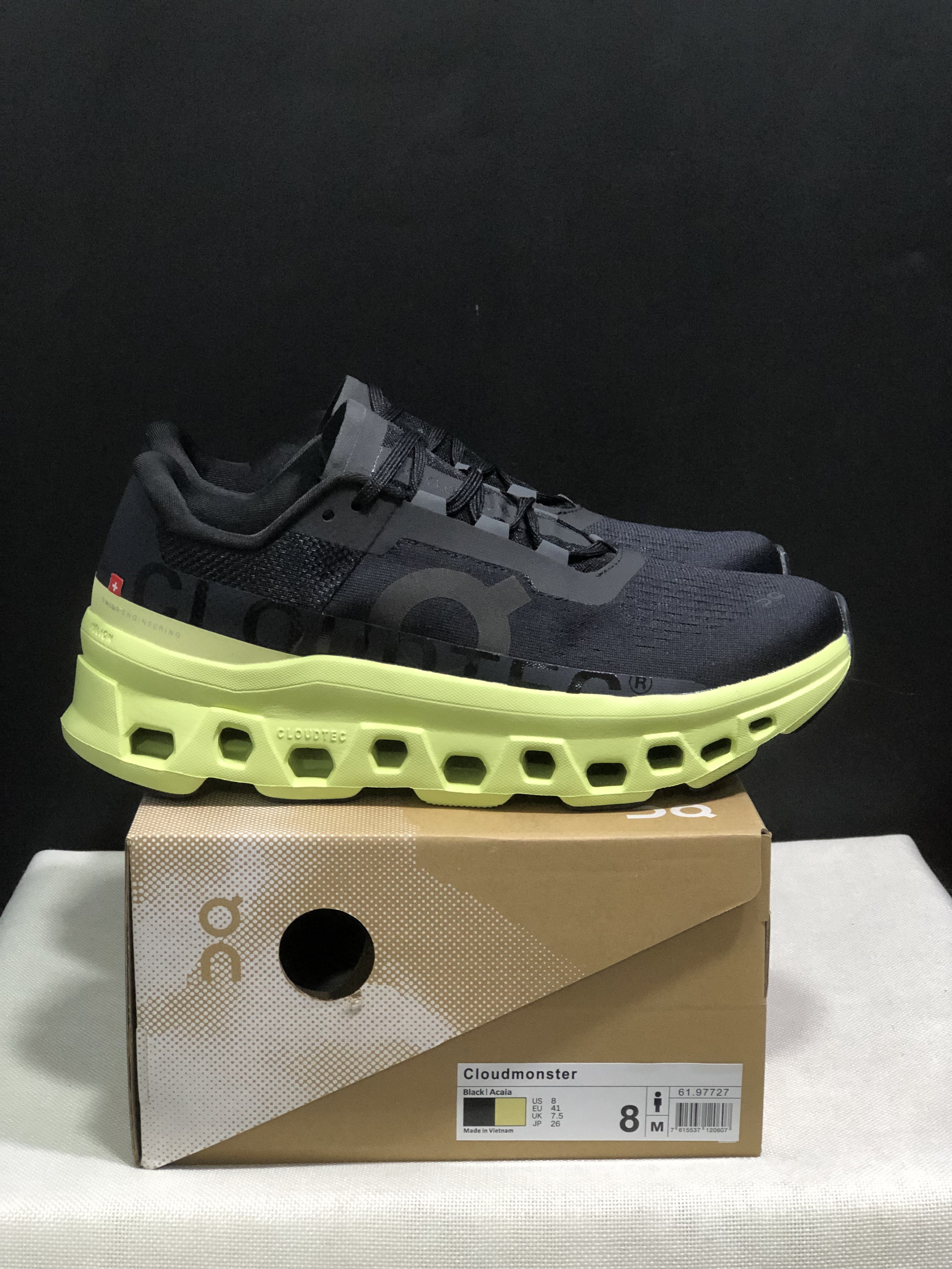 On Running Cloudmonster Anti-Slip Running Shoes Black/Acaia