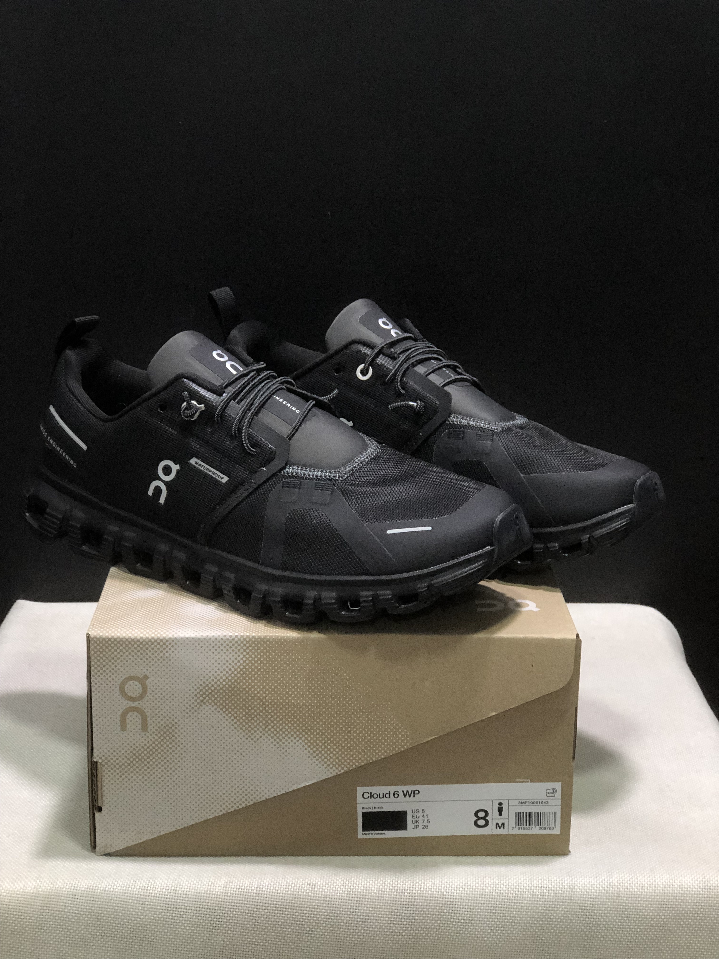 On Running Cloud 6 Casual Life Black Shoes