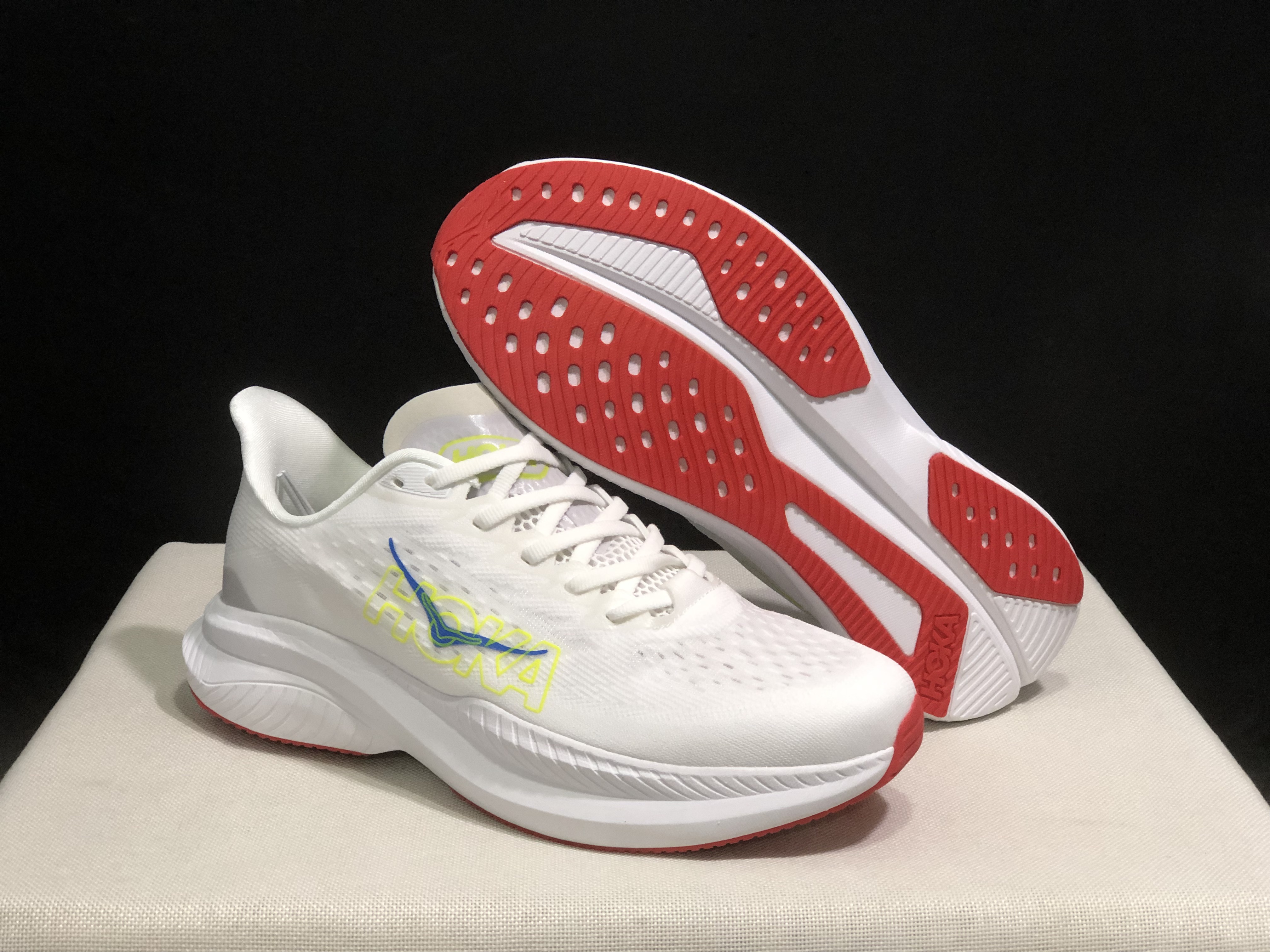 Hoka One One Mach 6 Wear-resistant Breathable Low-top Running Shoes Sneakers White