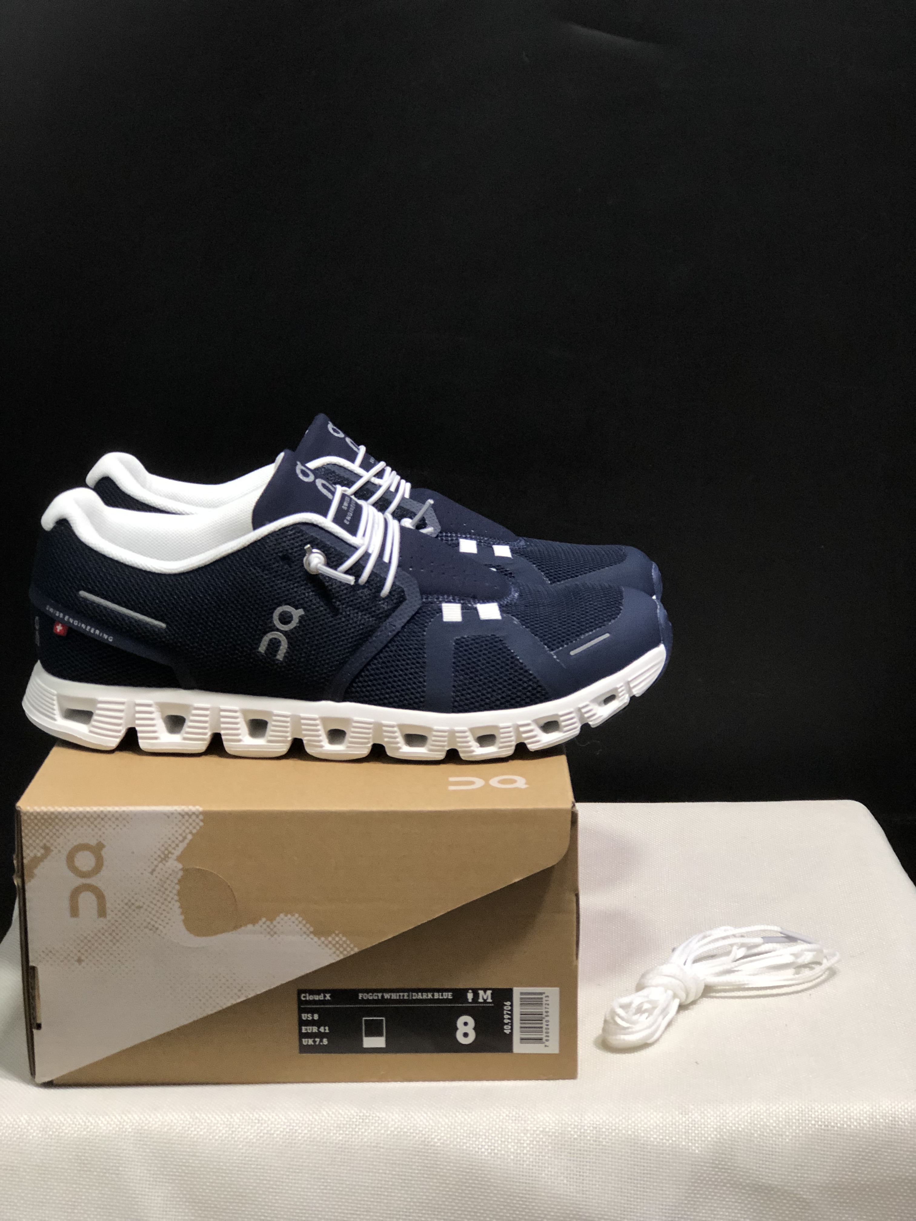 On Running Cloud 5 Lightweight Running Shoes Foggy White/Dark Blue