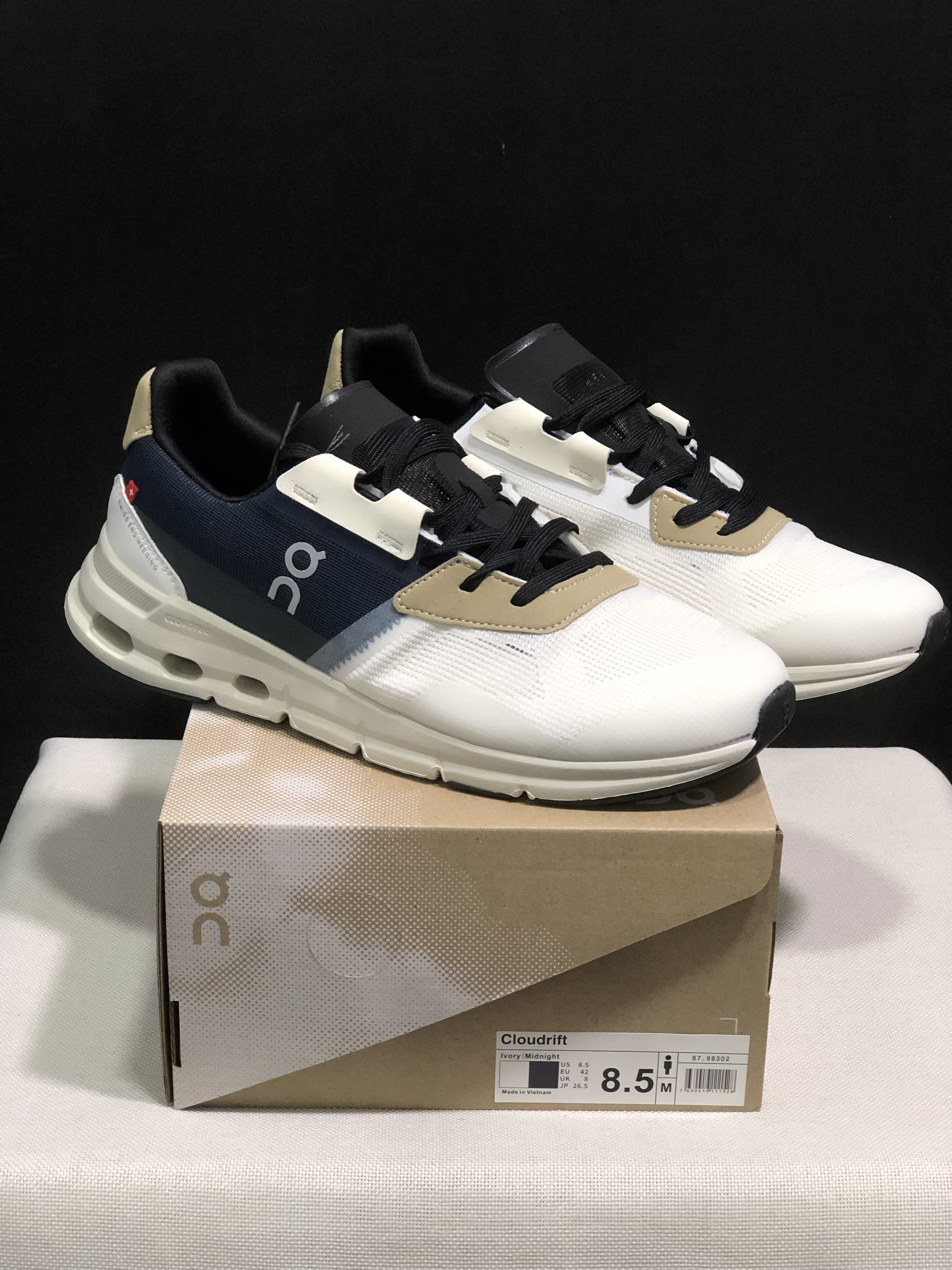 On Running Cloudrift Comfortable And Versatile Sports Casual Shoes Ivory Midnight