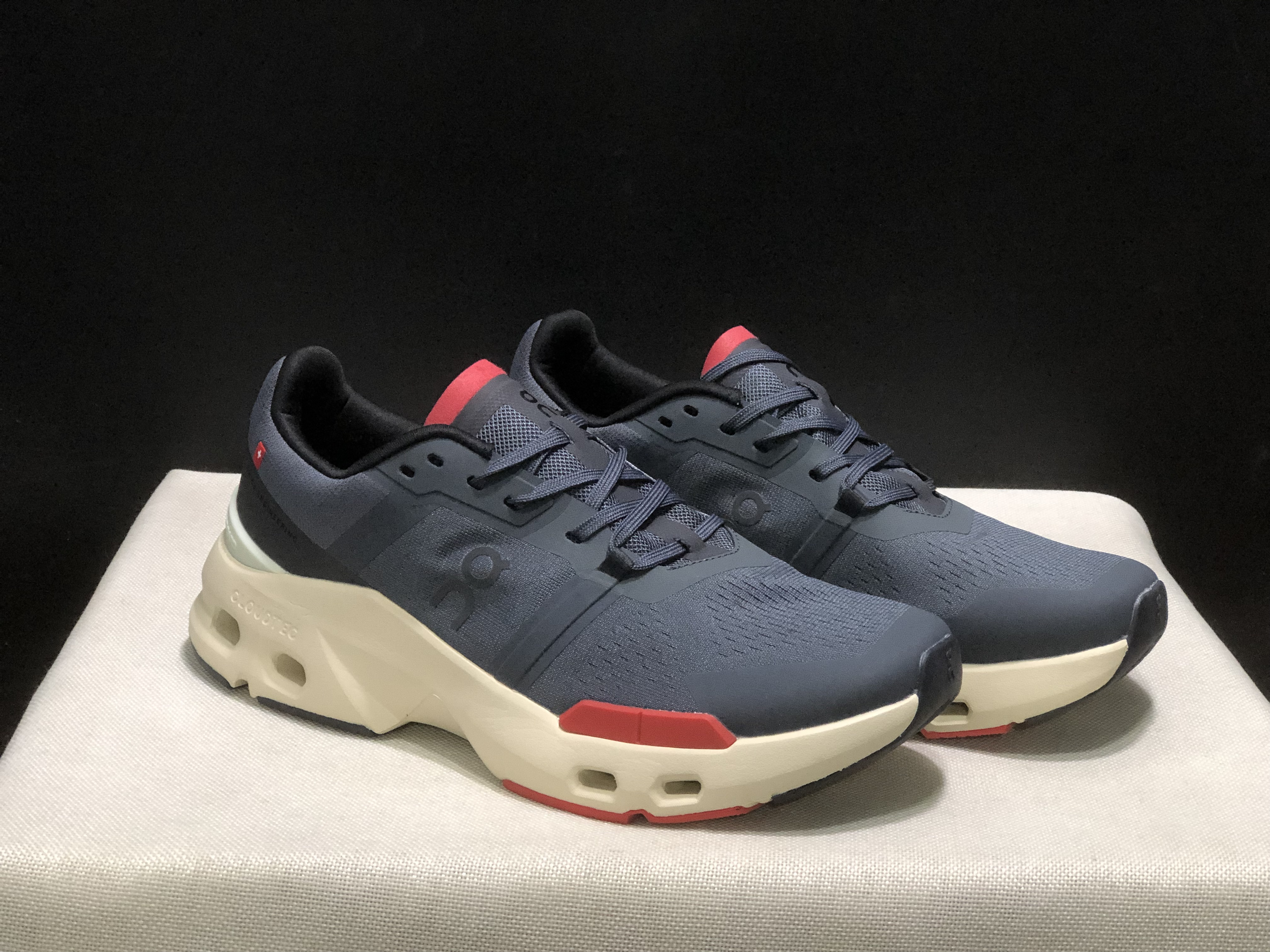 On Running Cloudpulse Comfortable Running Shoes Dark Grey/Red
