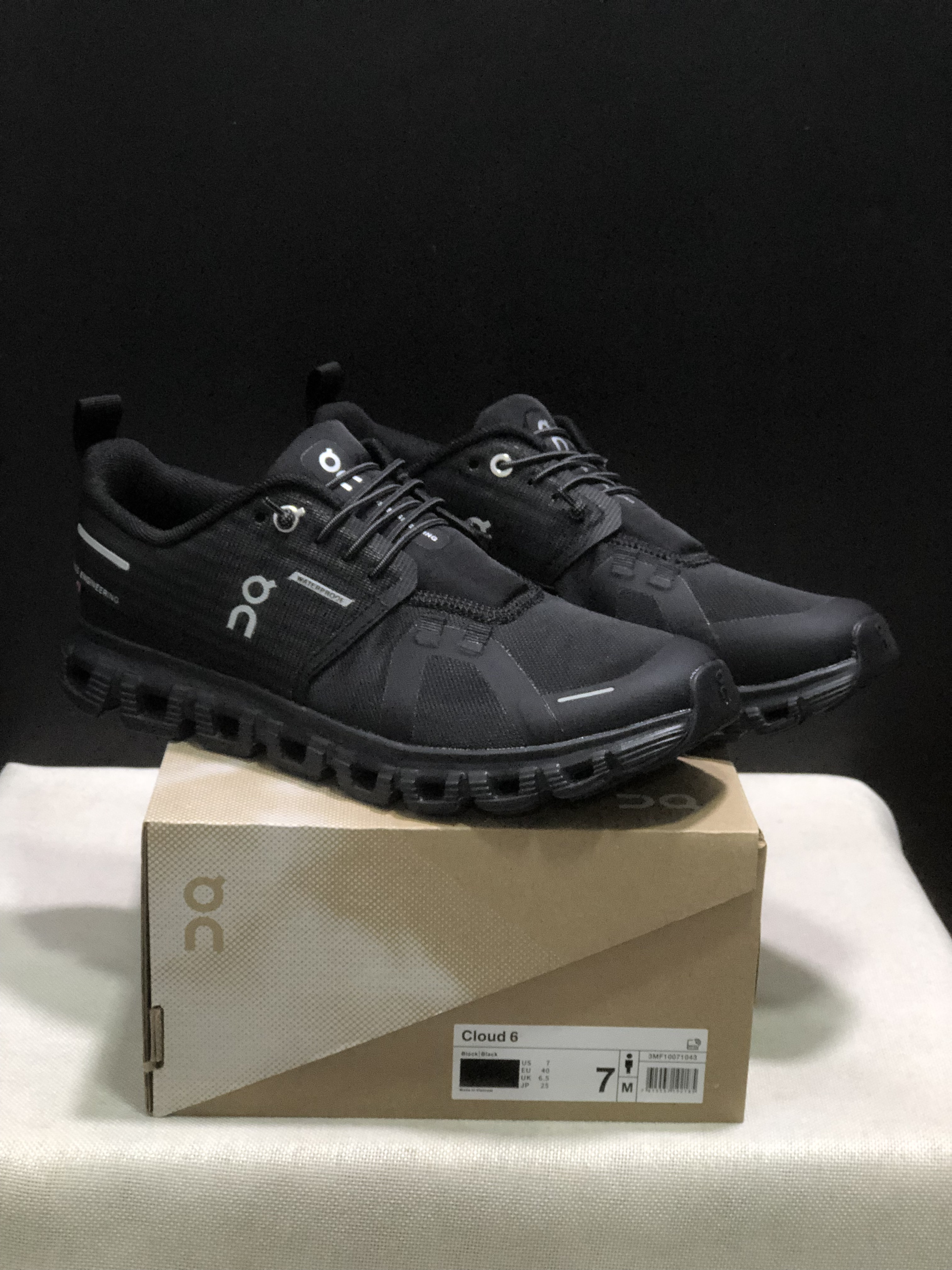 On Running Cloud 6 Life Casual Shoes Black