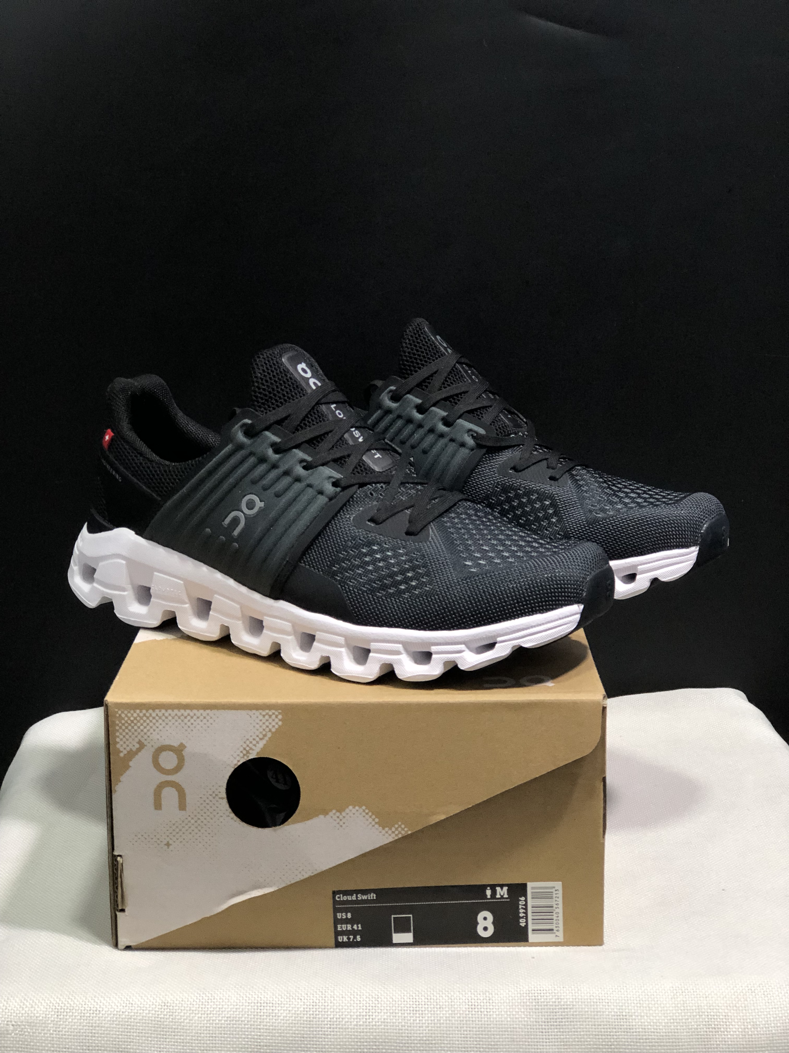 On Running Cloudswift Cushioning Running Shoes Black/White