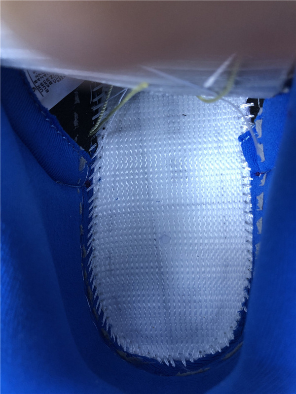 Nike Dunk x Undefeated Low '5 On It' Signal Blue Sneakers