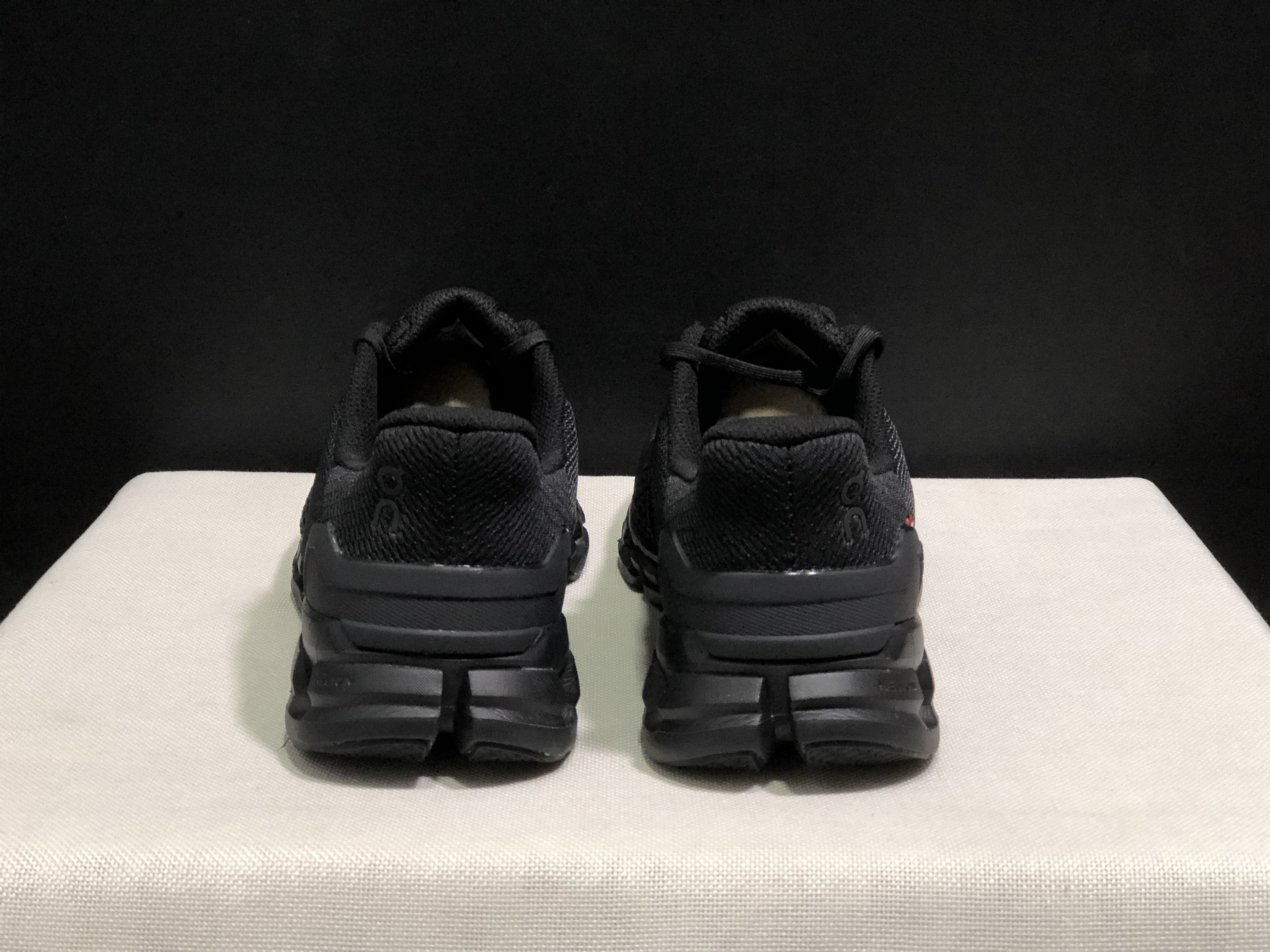 On Running Cloudflyer Shock-Absorbing Running Shoes All Black