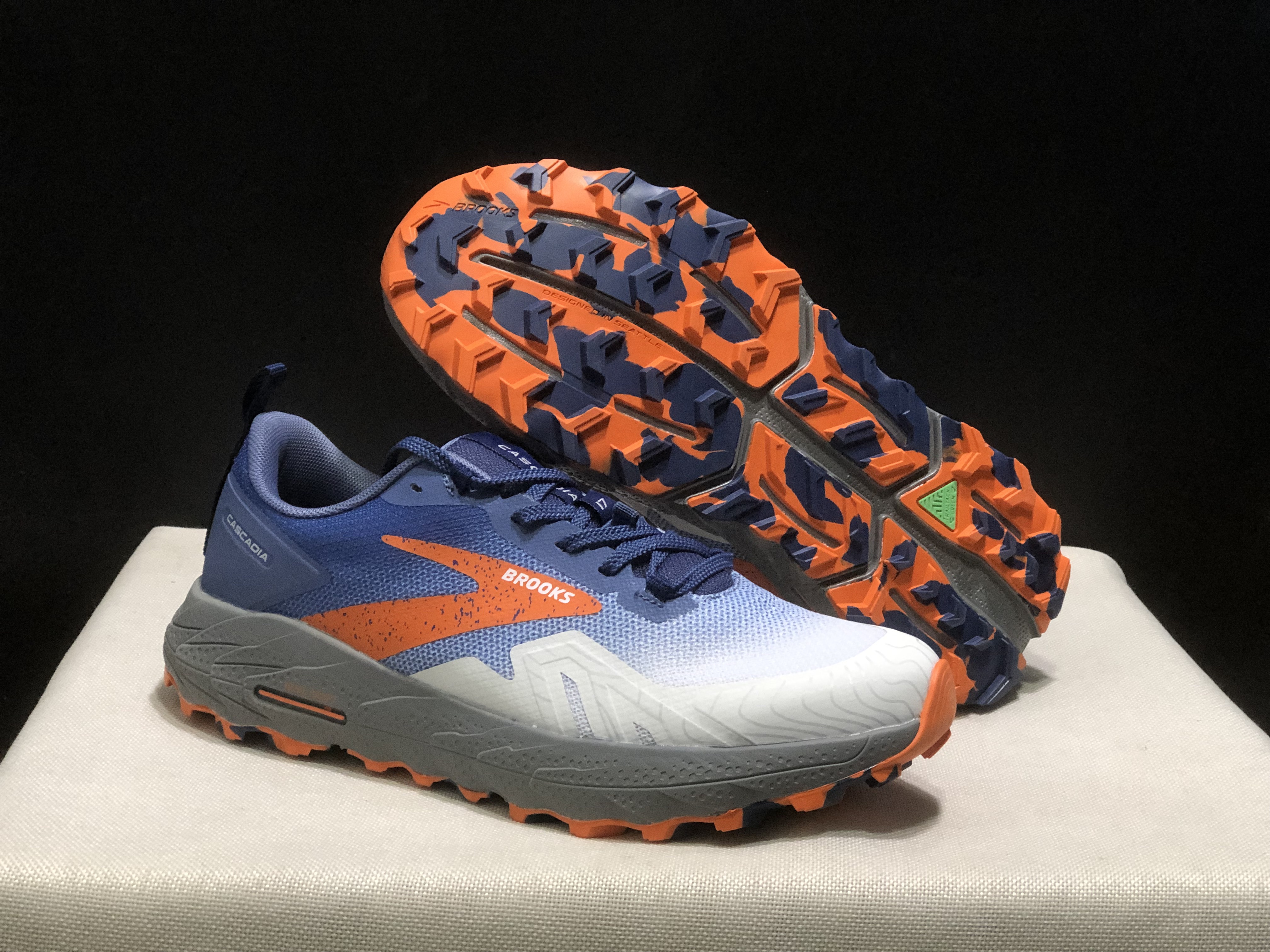 Brooks Cascadia 17 Trail Running Shoes Blue/Navy/Firecracker