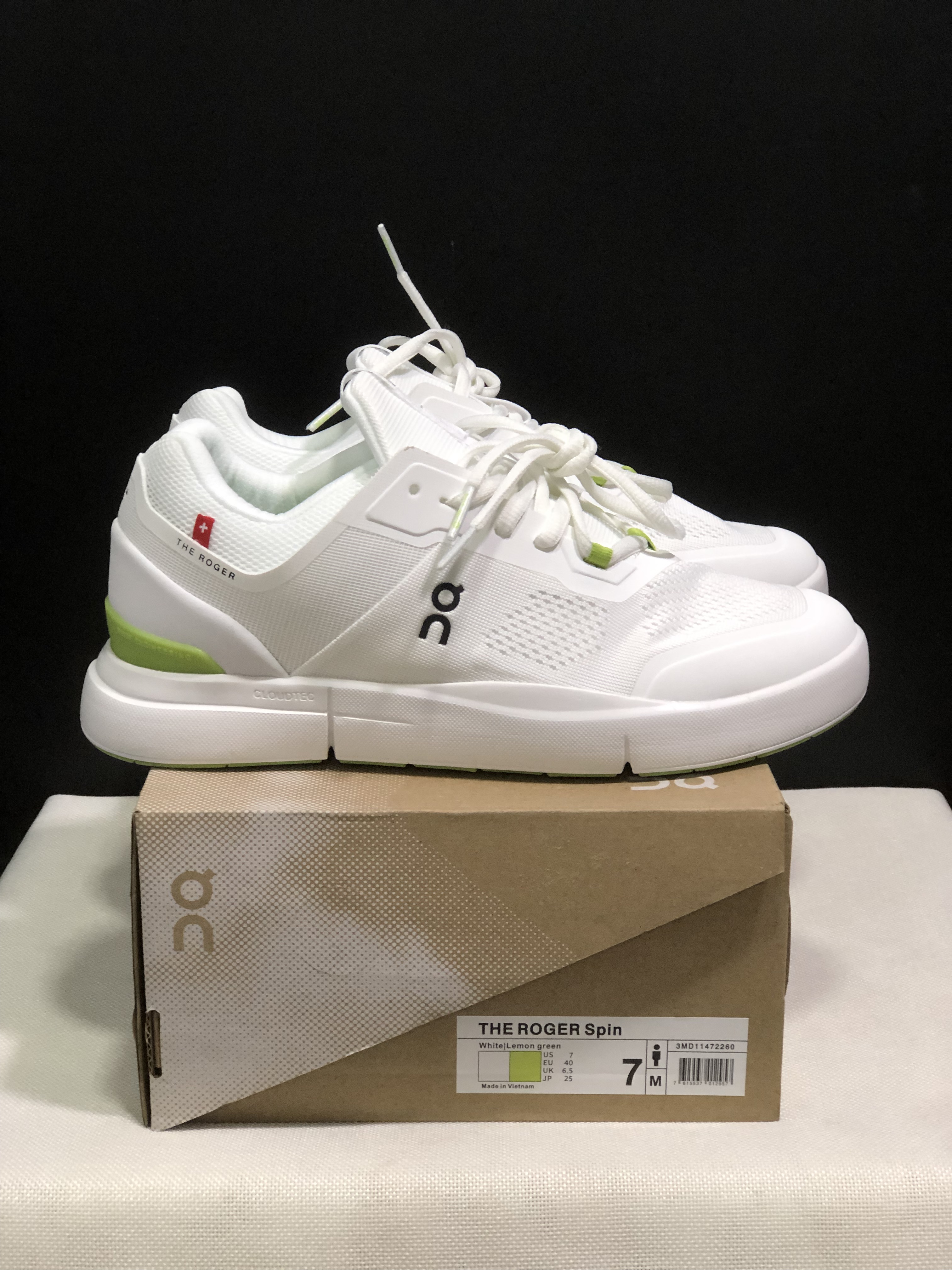 On Running The Roger Spin Breathable Mesh Sneakers White/Lemon Green